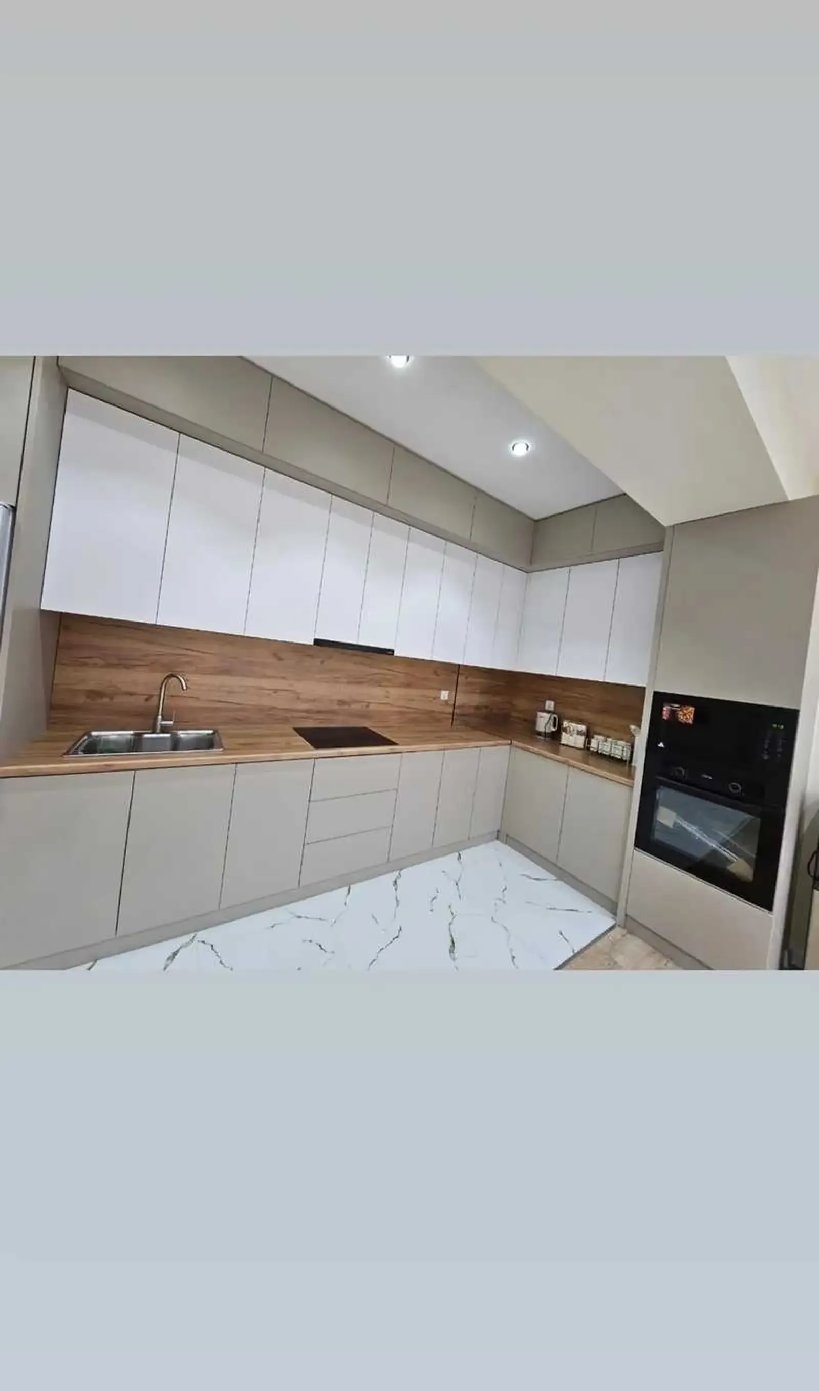2-комн. квартира, 15 этаж, 90м², Голубой экран