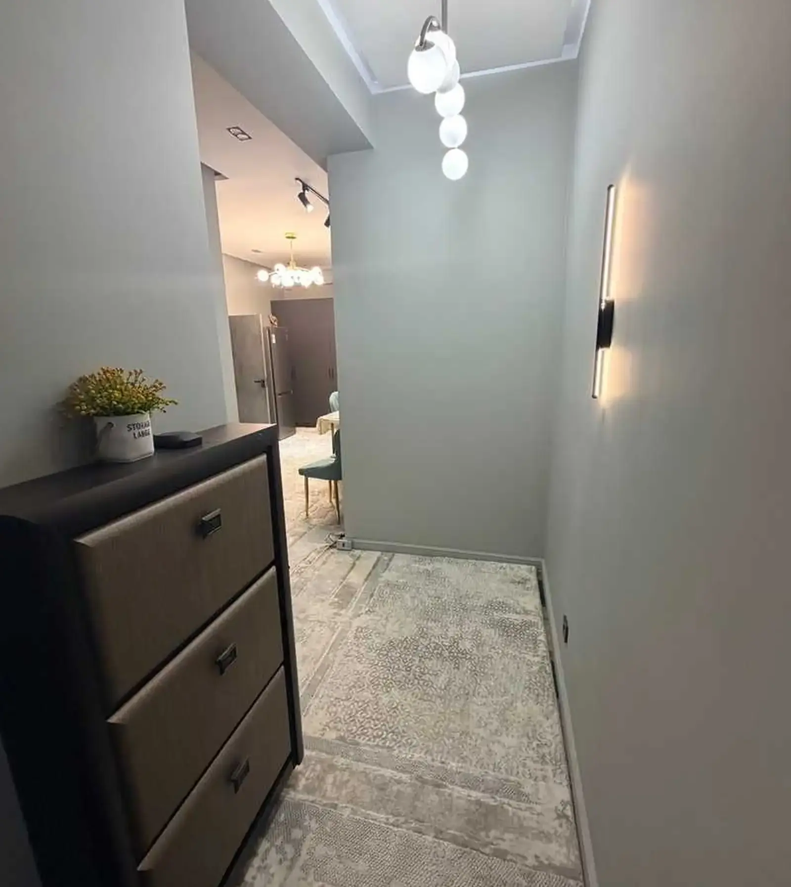 2-комн. квартира, 6 этаж, 68м², Сино