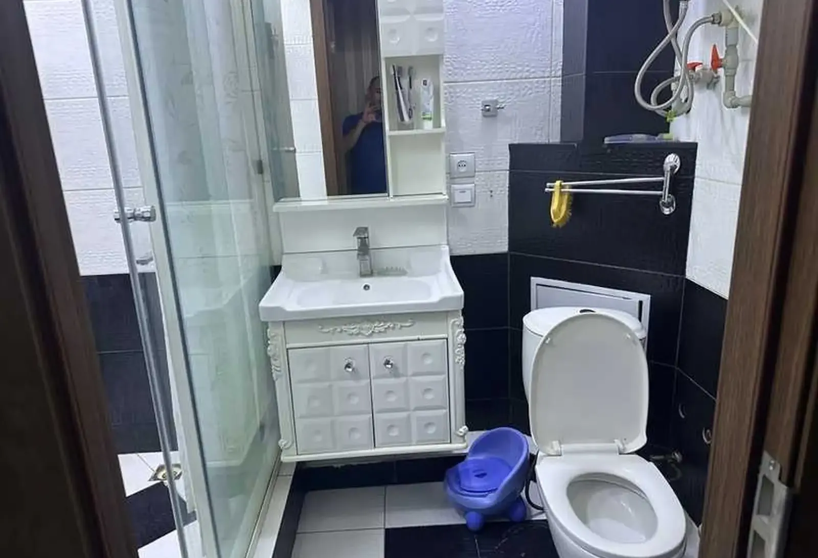 4-комн. квартира, 2 этаж, 85м², Фирдавси