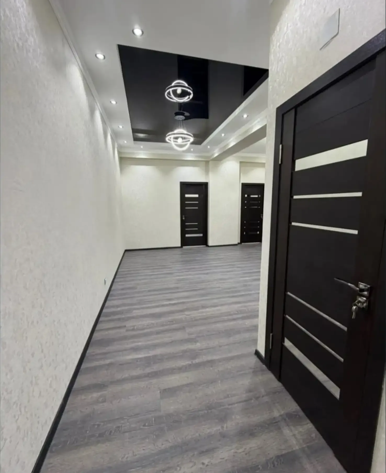 3-комн. квартира, 14 этаж, 100м², Шохмансур