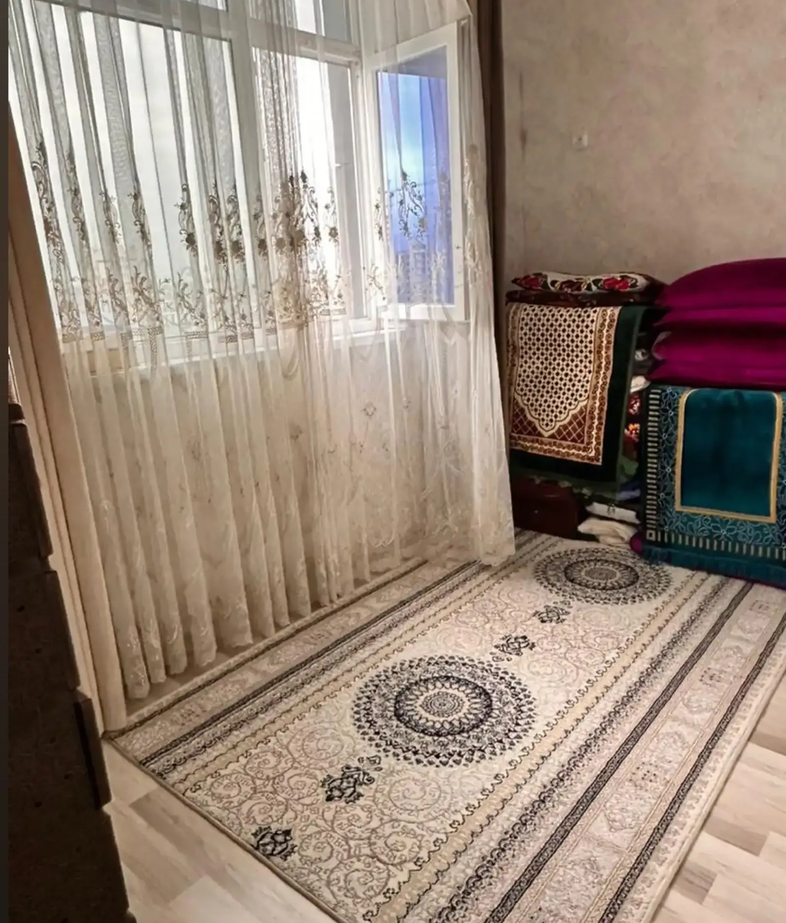 2-комн. квартира, 12 этаж, 50м², Фирдавси