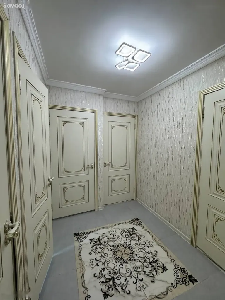 2-комн. квартира, 5 этаж, 52 м², сино
