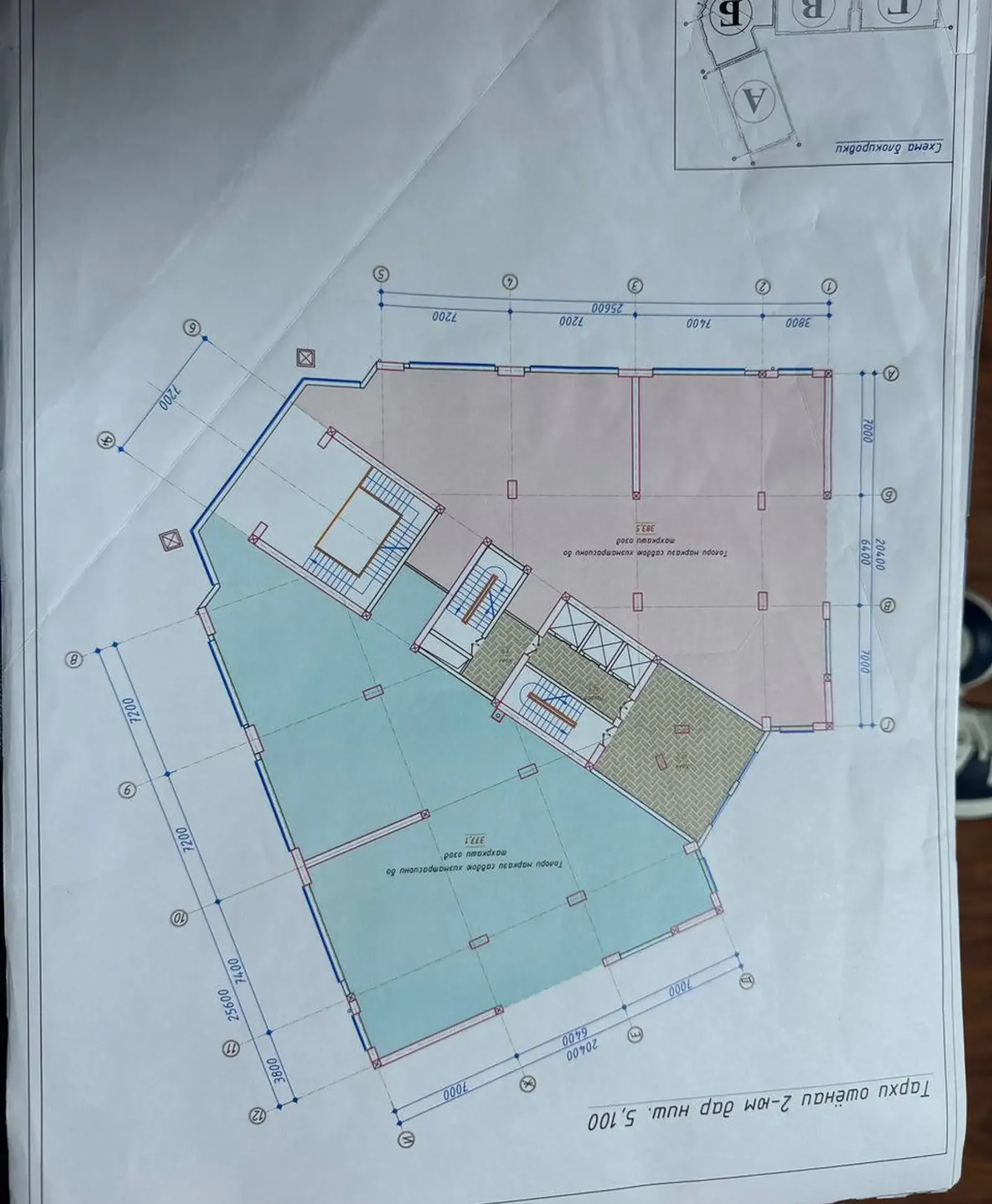 Помещение под свободное назначение, 760м², Сомони