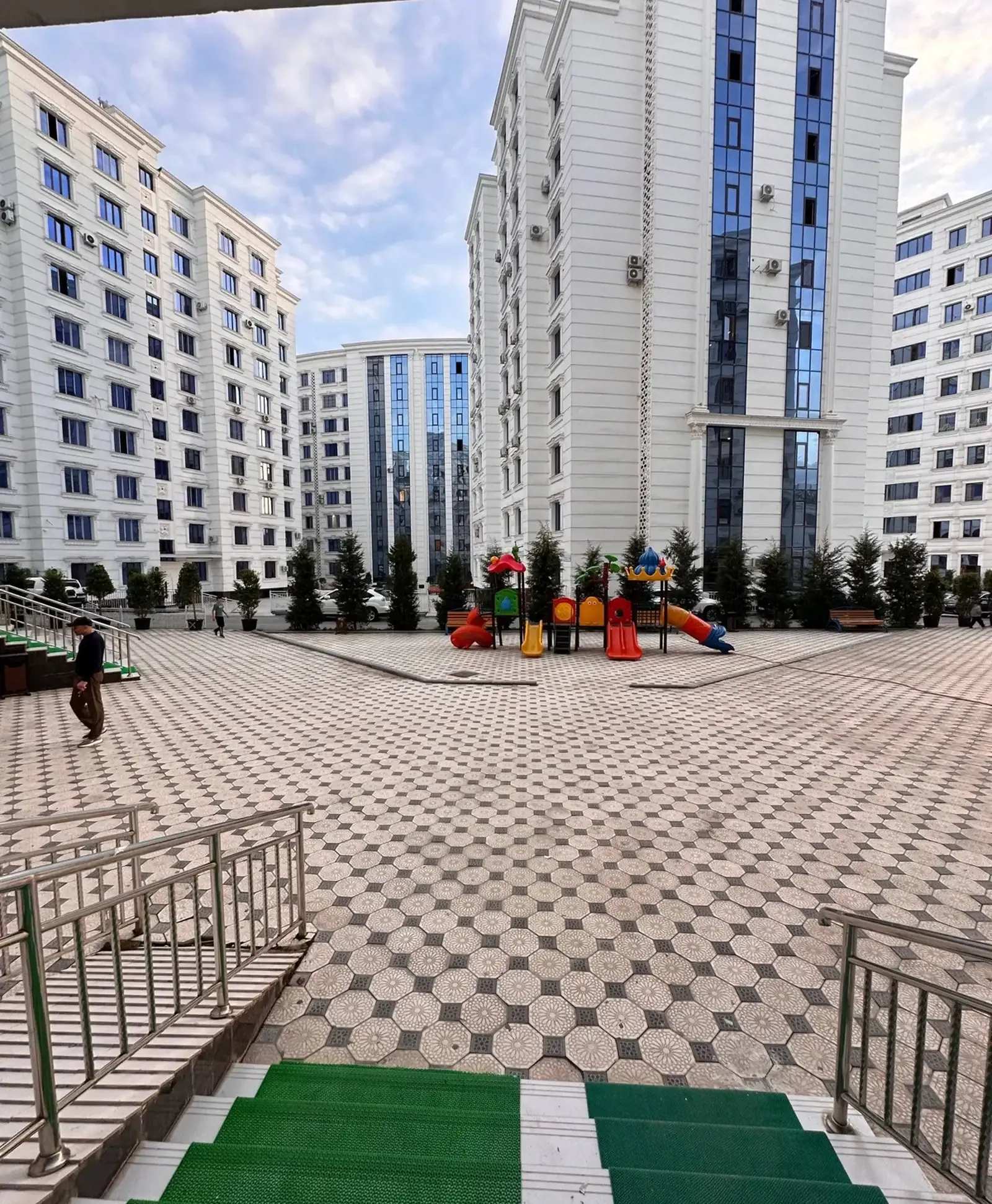 2-комн. квартира, 1 этаж, 74 м², Сомони, Сафо