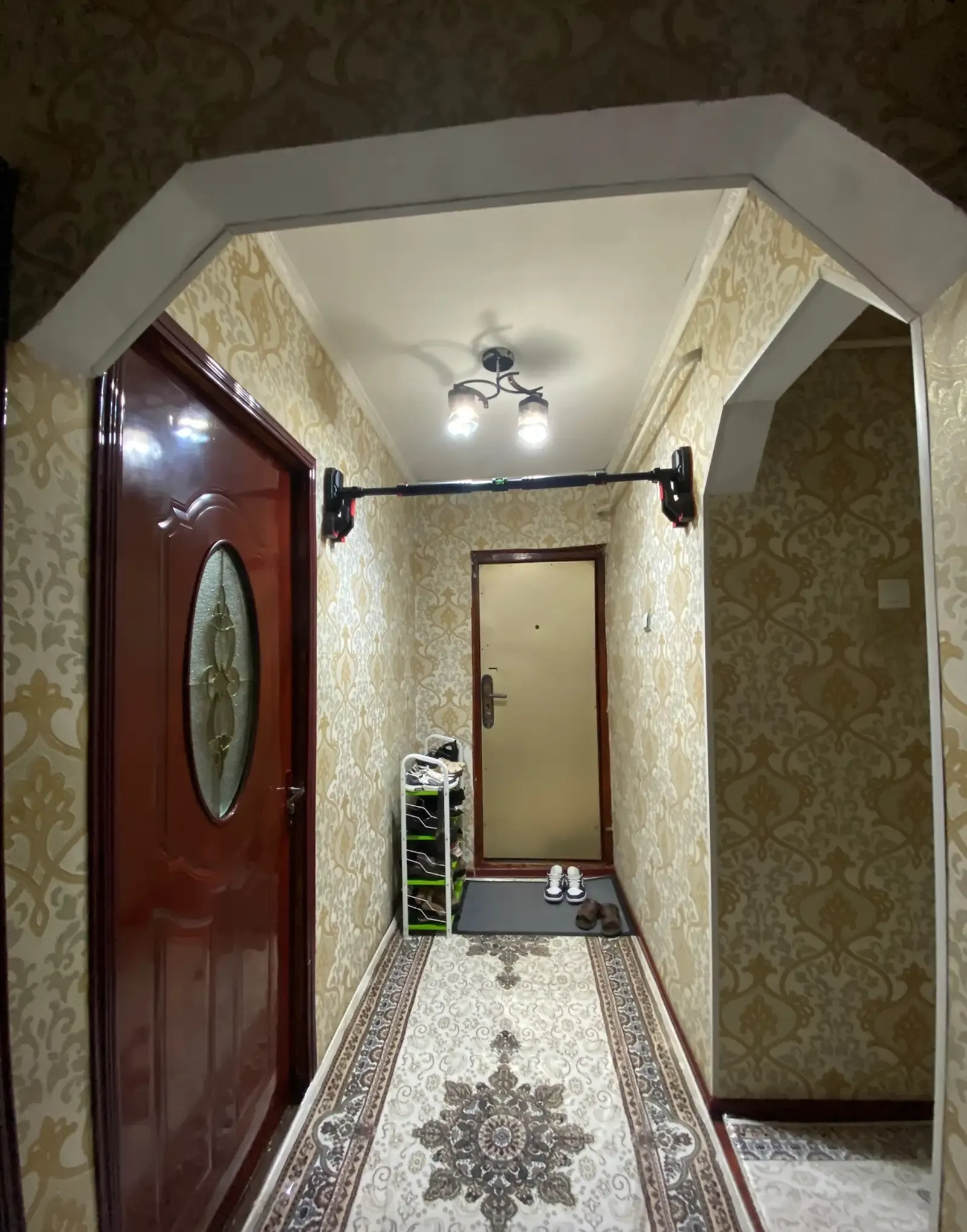 3-комн. квартира, 1 этаж, 70 м², н.Сино 104мкр