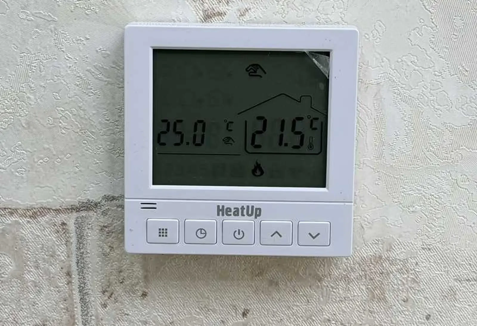 4-комн. квартира, 2 этаж, 100м², Сино 103 мкр