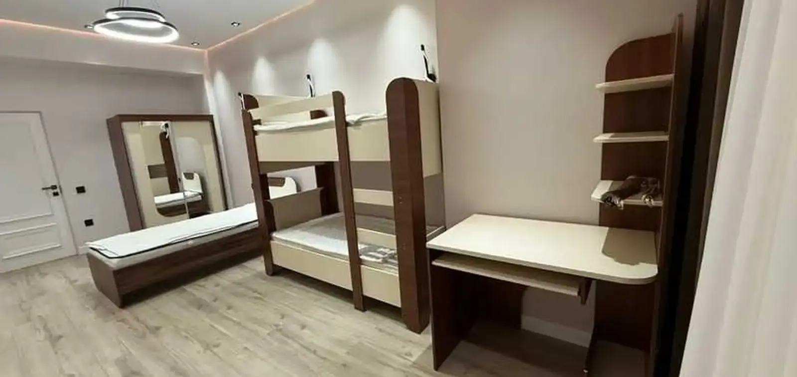 3-комн. квартира, 5 этаж, 124м², шохмансур