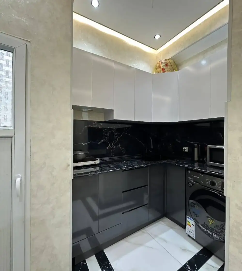 3-комн. квартира, 11 этаж, 81 м², Исмоили Сомонӣ