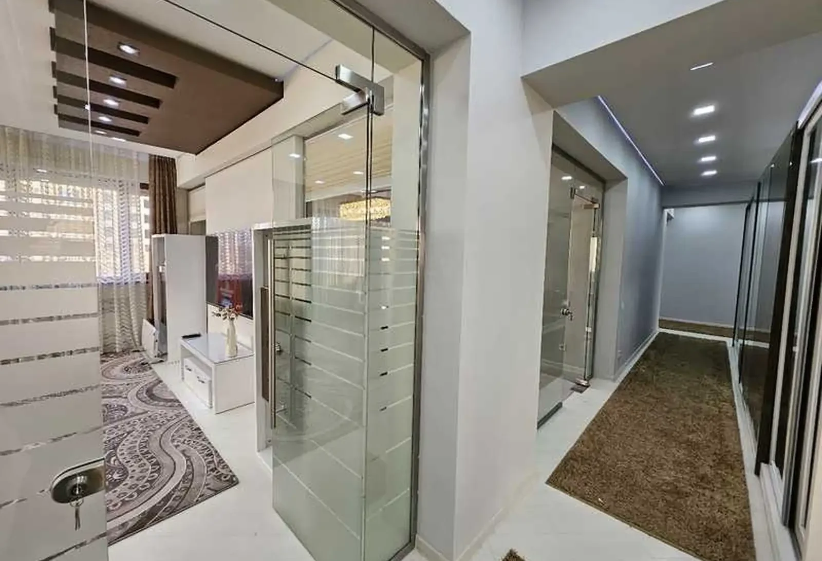 5-комн. квартира, 4 этаж, 240м², Сомони Алфемо
