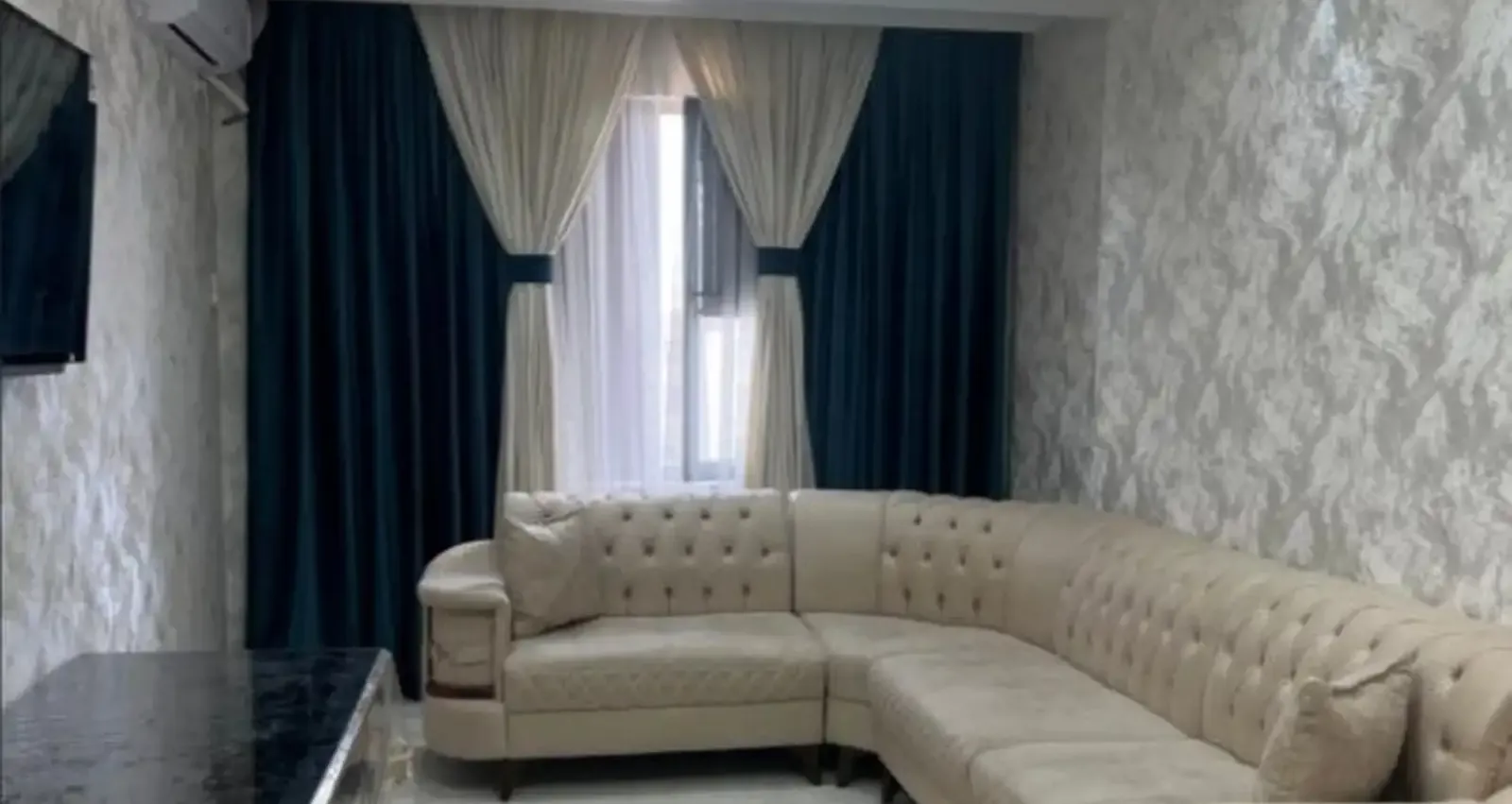 3-комн. квартира, 1 этаж, 90 м², 102 мкр, Пайкар