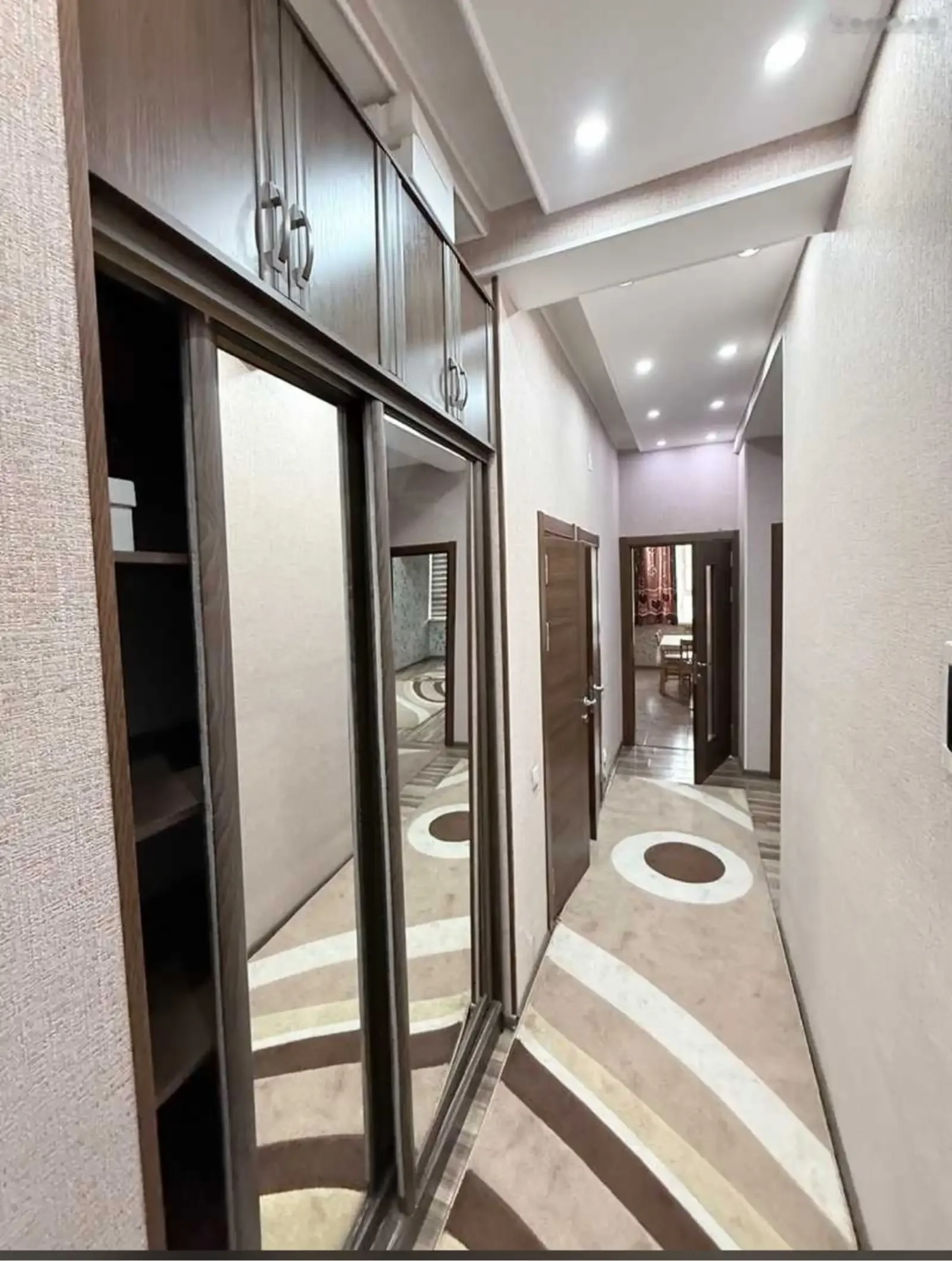 3-к квартира, 5 этаж, 92 м², Ашан