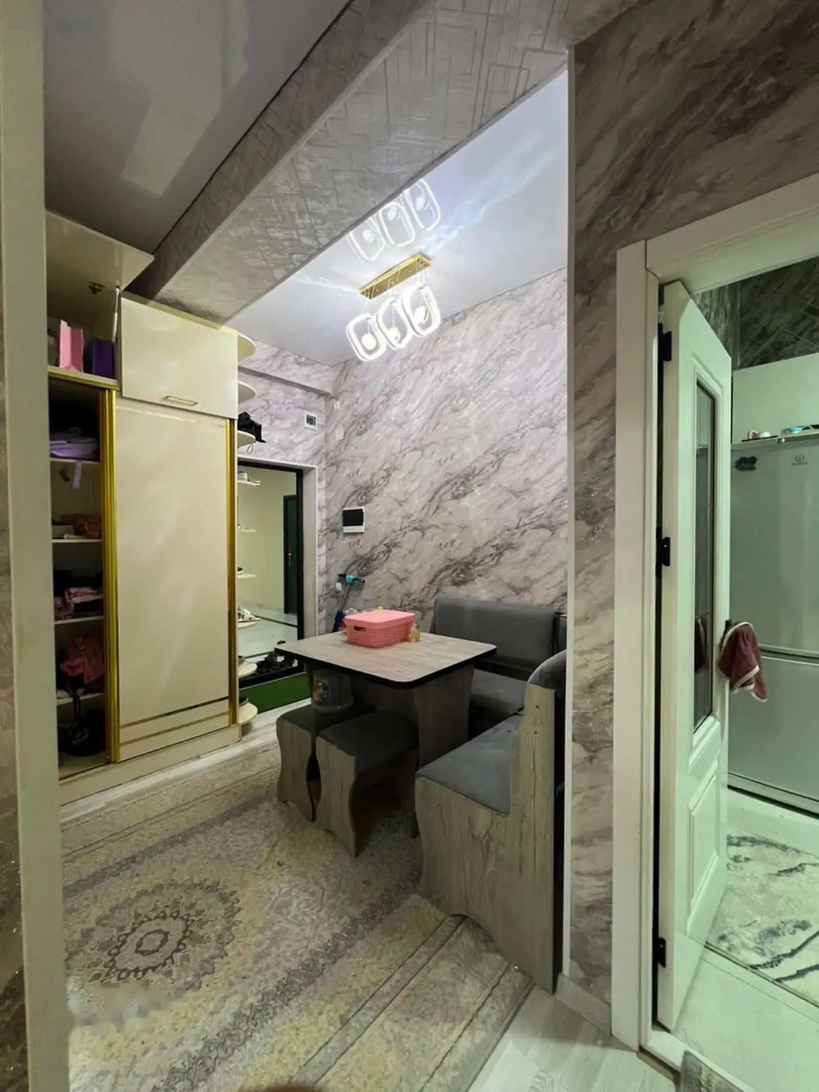 2-комн. квартира, 3 этаж, 50 м², Сино
