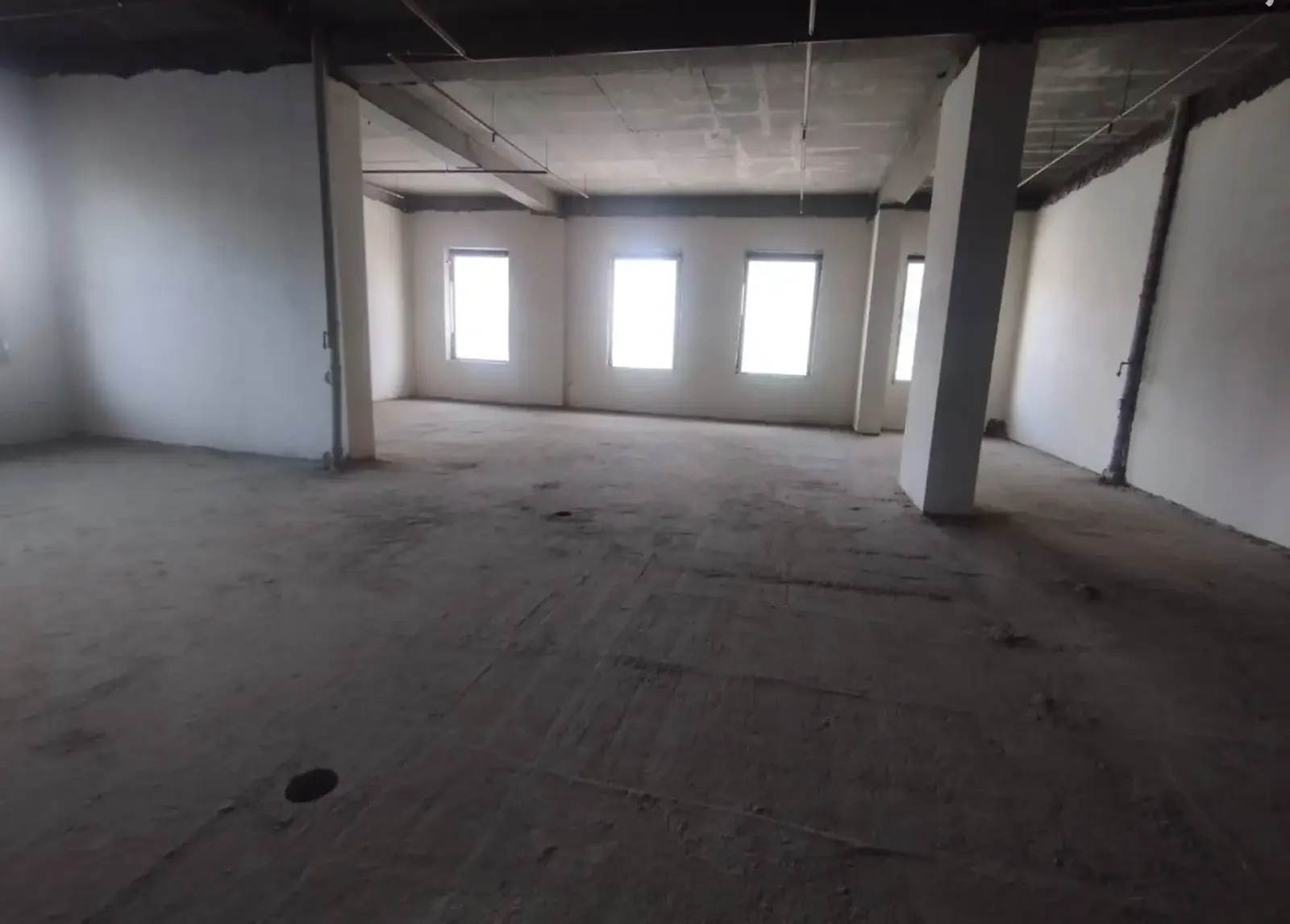 Помещение под магазин / салон, 1200м², Сино