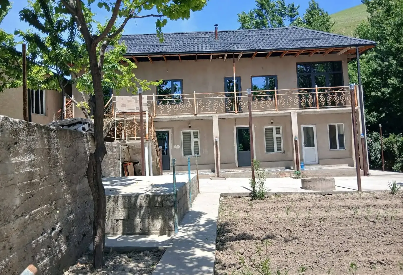 2 этажн. 10-комн. дом, 8 соток, И.Сомони чавалай