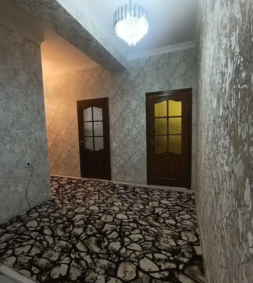 2-комн. квартира, 3 этаж, 79м², Фирдавси