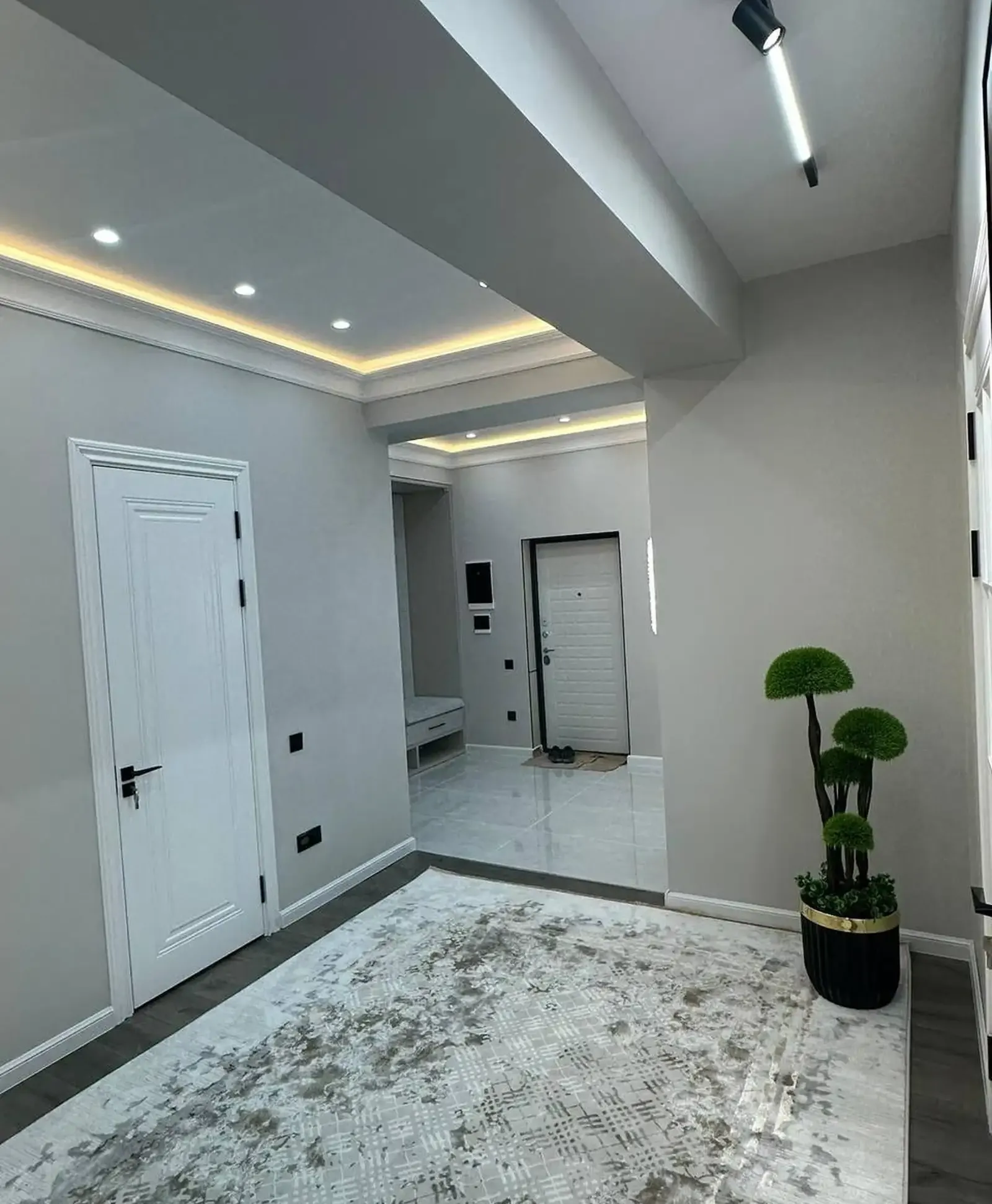 3-комн. квартира, 16 этаж, 95 м², И Сомони