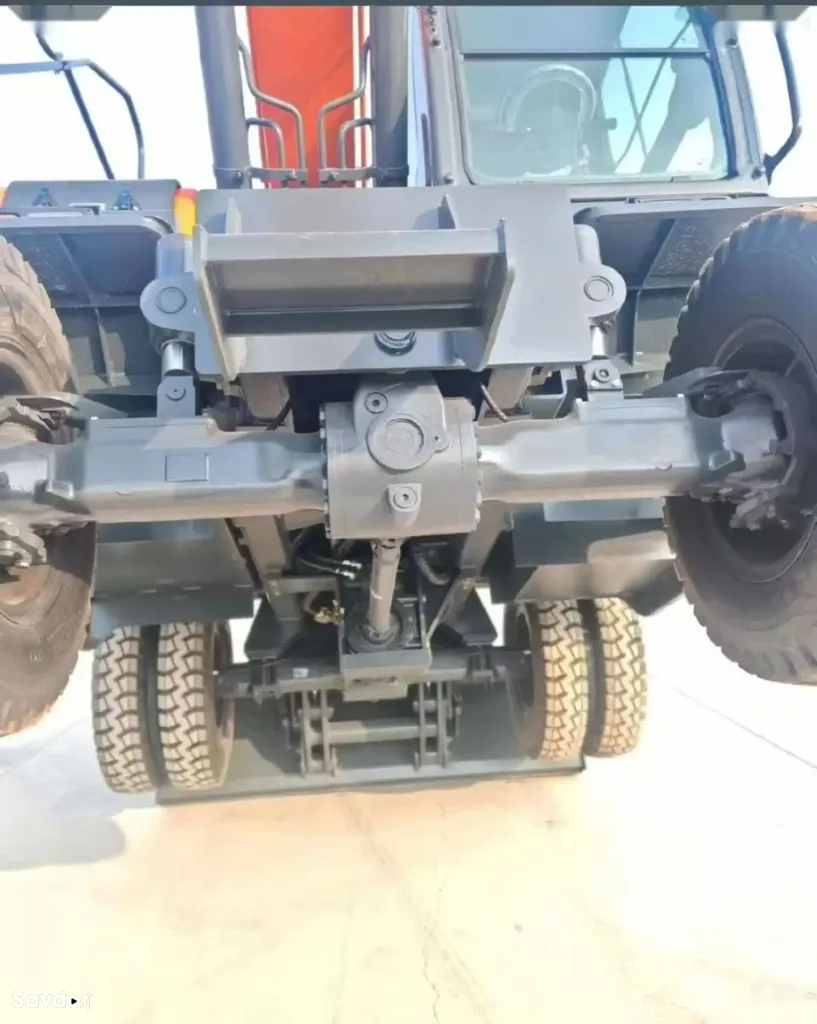 Экскаватор ZUT ZT150W