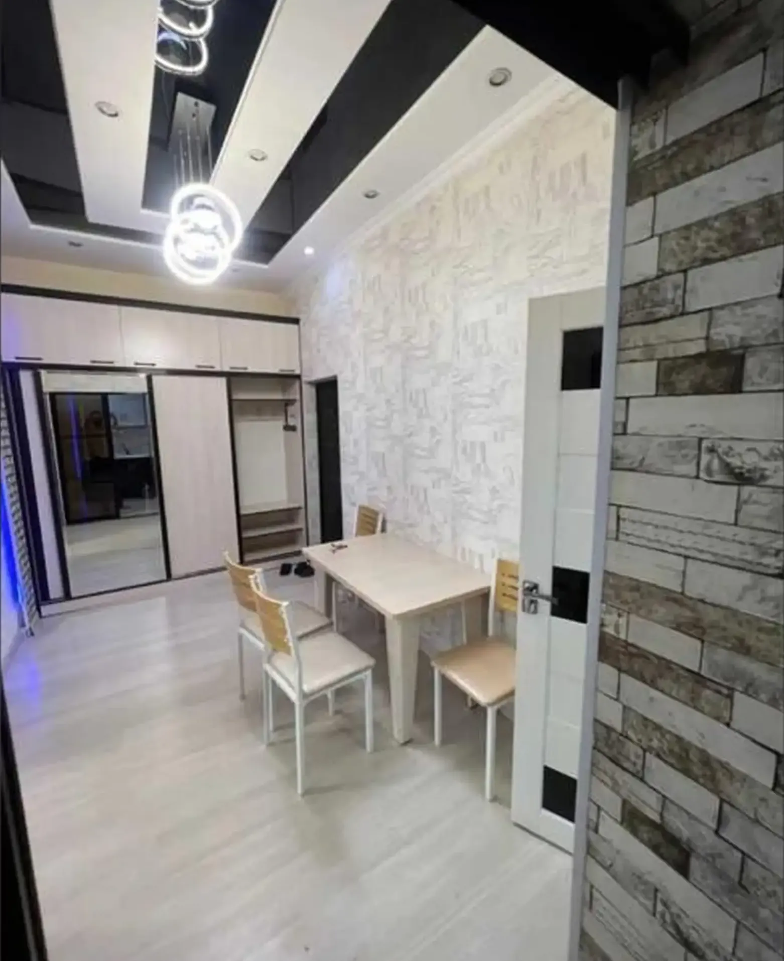2-комн. квартира, 14 этаж, 55м², Шохмансур