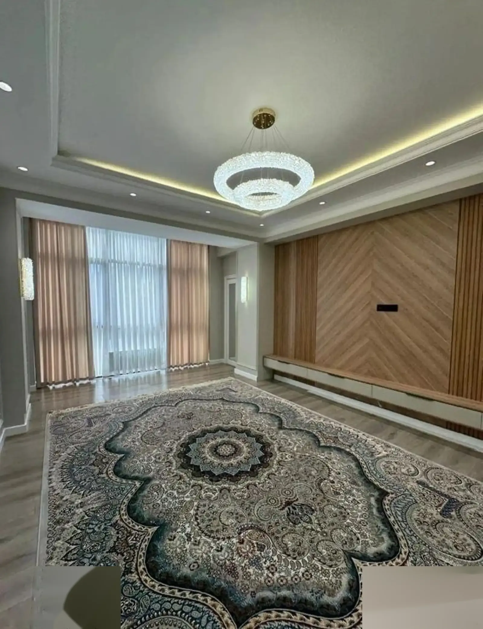 3-комн. квартира, 10 этаж, 100 м², Шохмансур