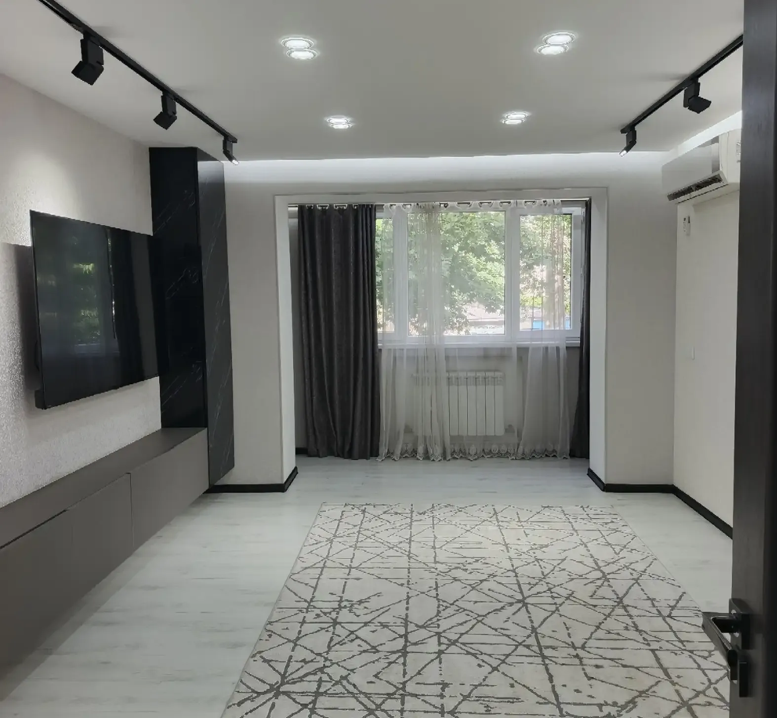 3-комн. квартира, 2 этаж, 72 м², Сино Маяковский