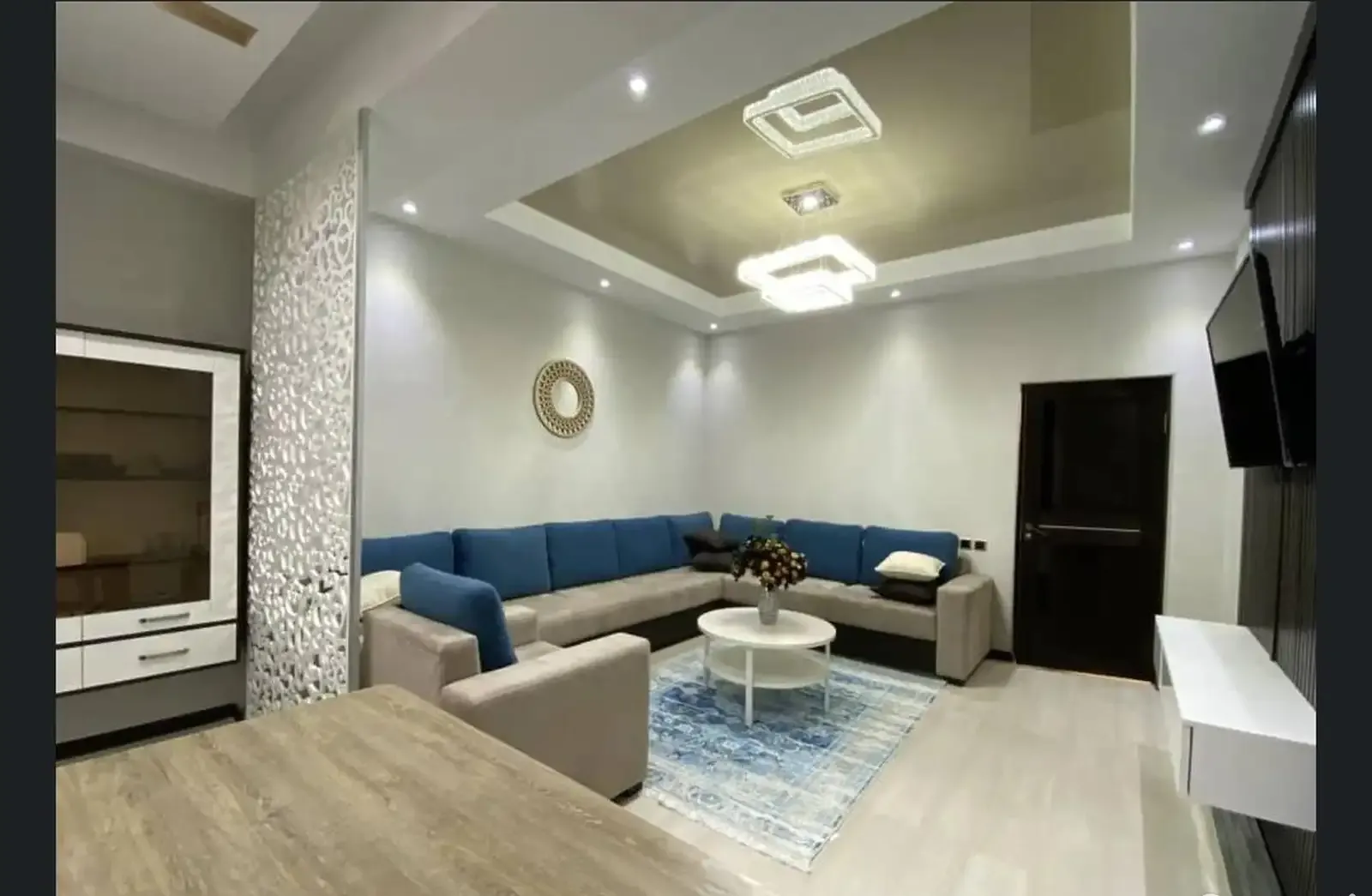 2-комн. квартира, 10 этаж, 85м², Шохмансур