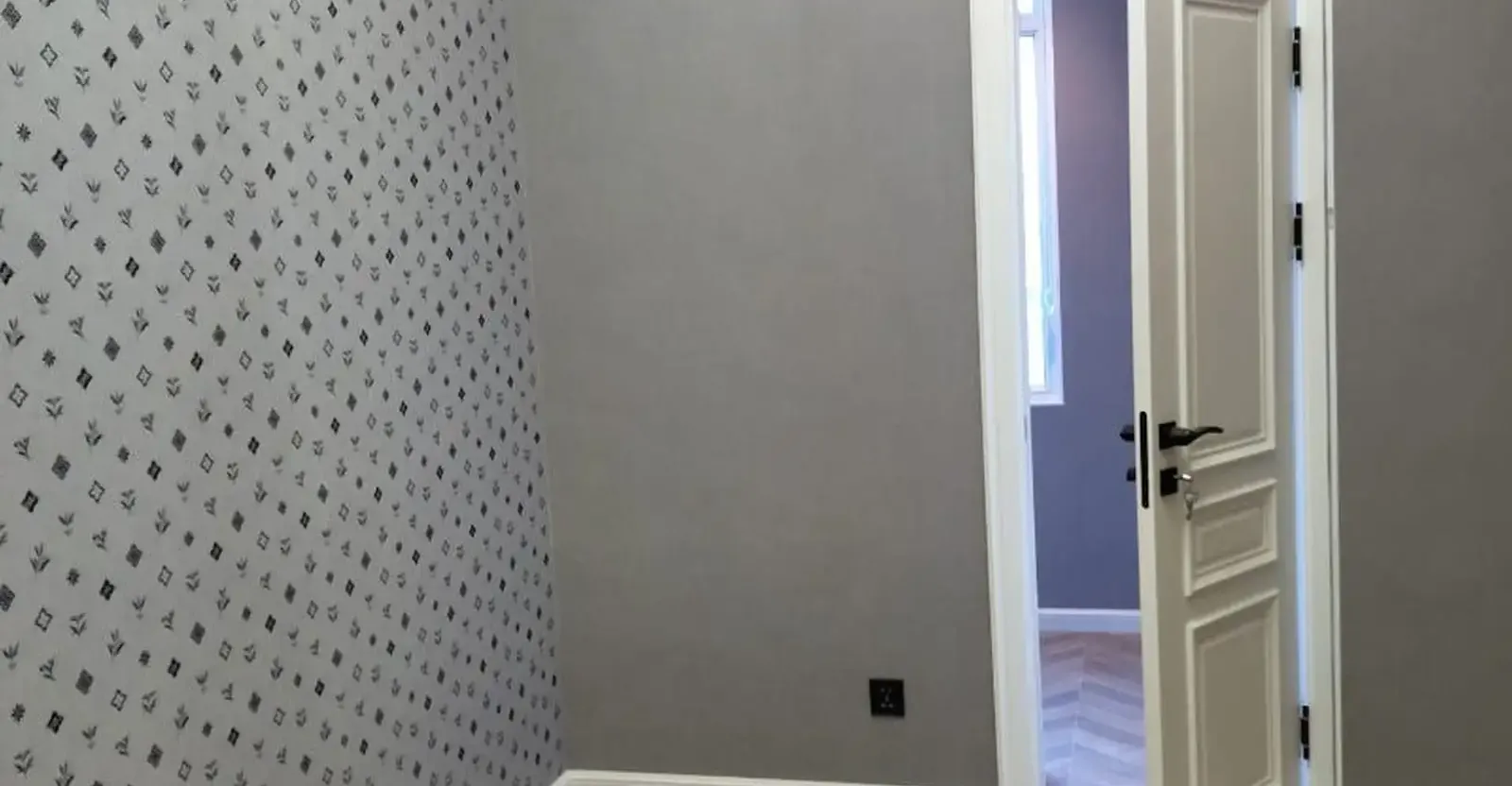 3-комн. квартира, 6 этаж, 85 м², Цирк