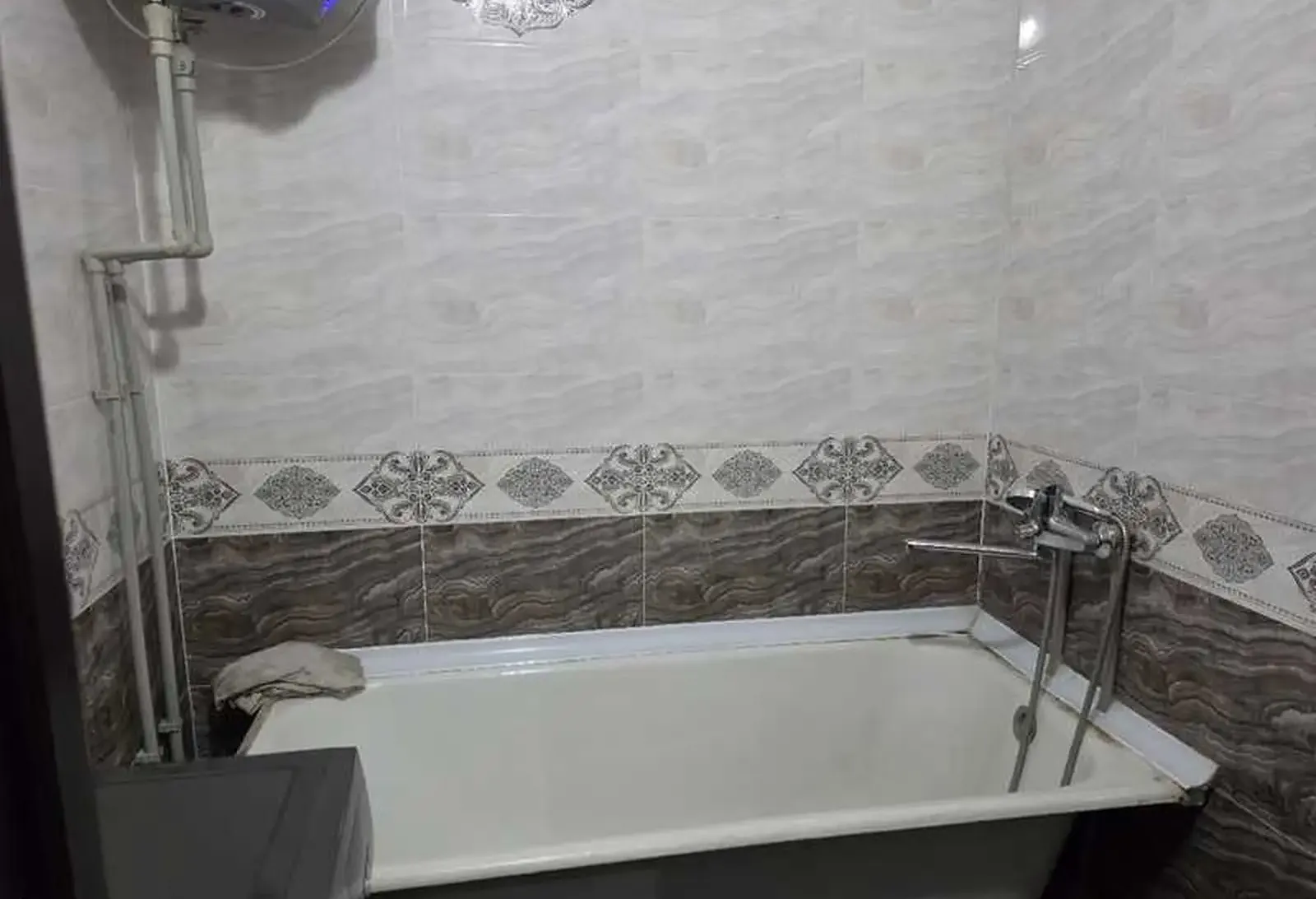 3-комн. квартира, 6 этаж, 60м²,чоррохаи бозори Саховат