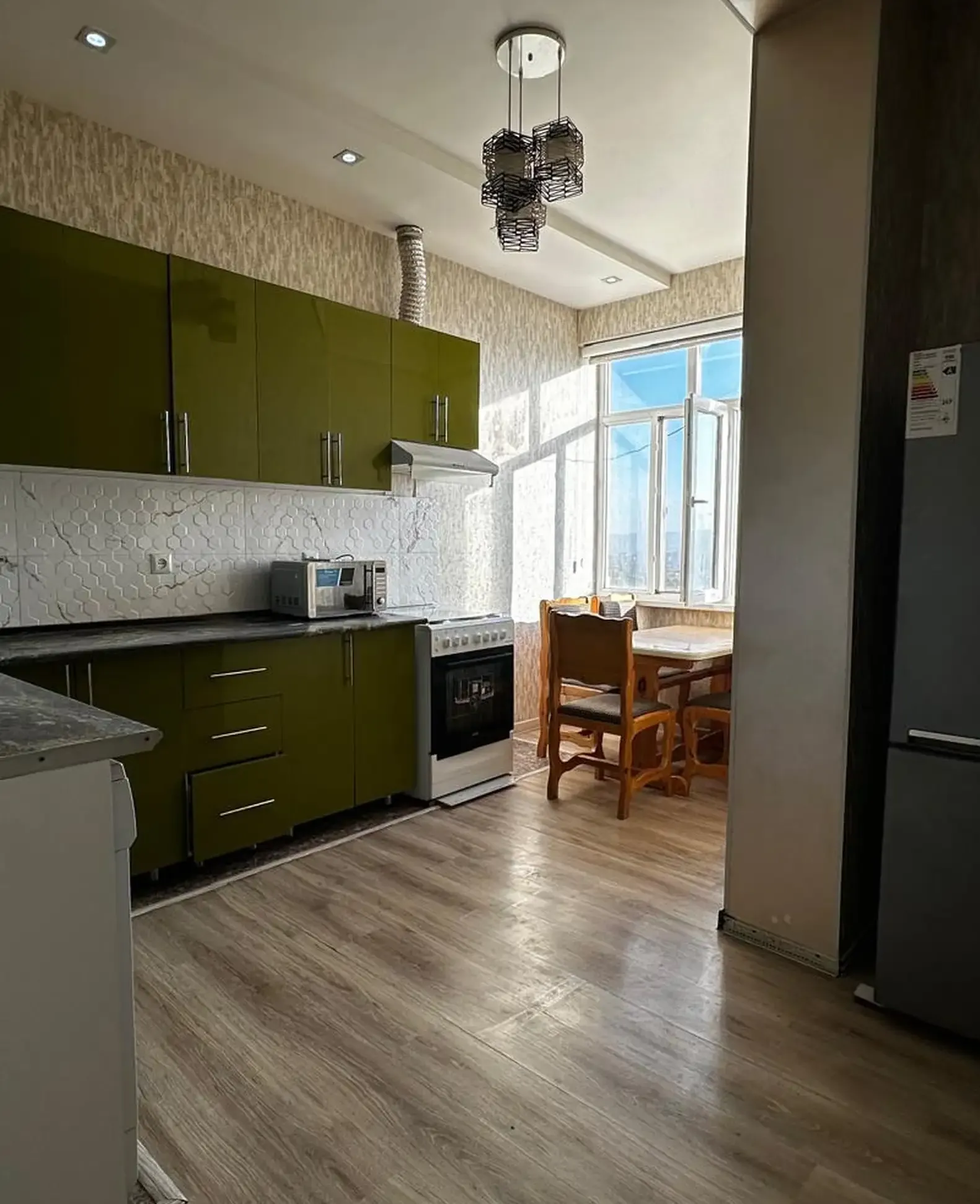 3-к квартира, 12 этаж, 112 м², Шохмансур