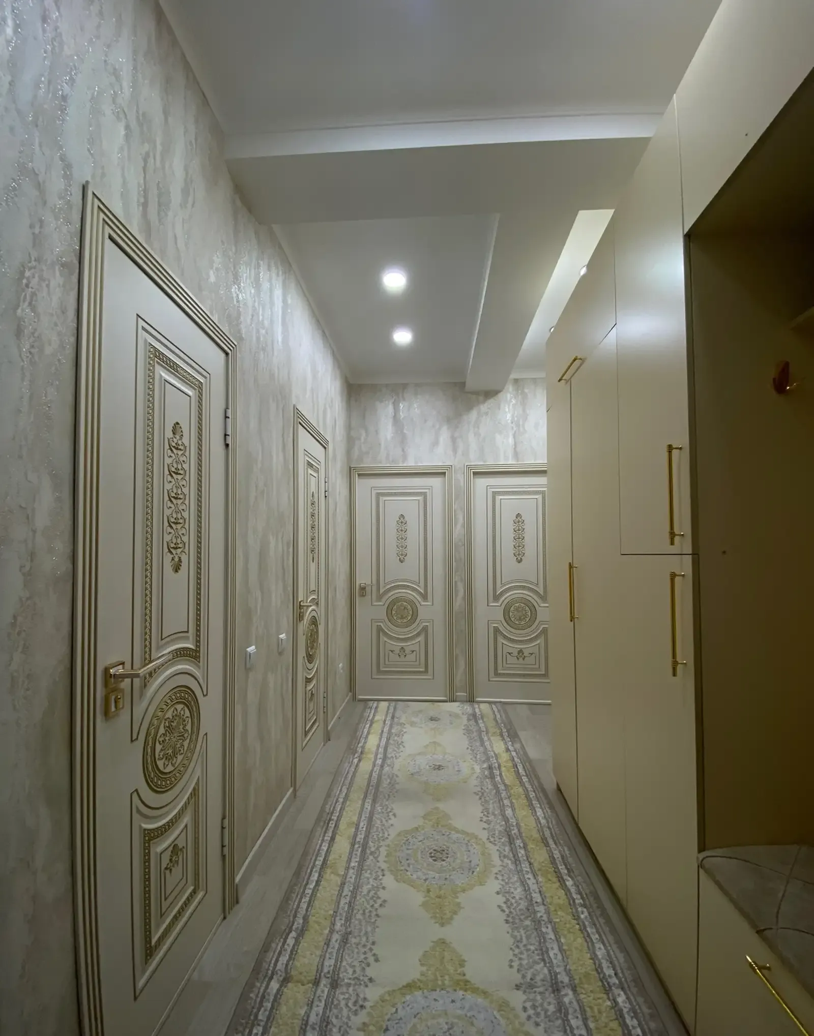 2-комн. квартира, 9 этаж, 64 м², н.Сино 112мкр