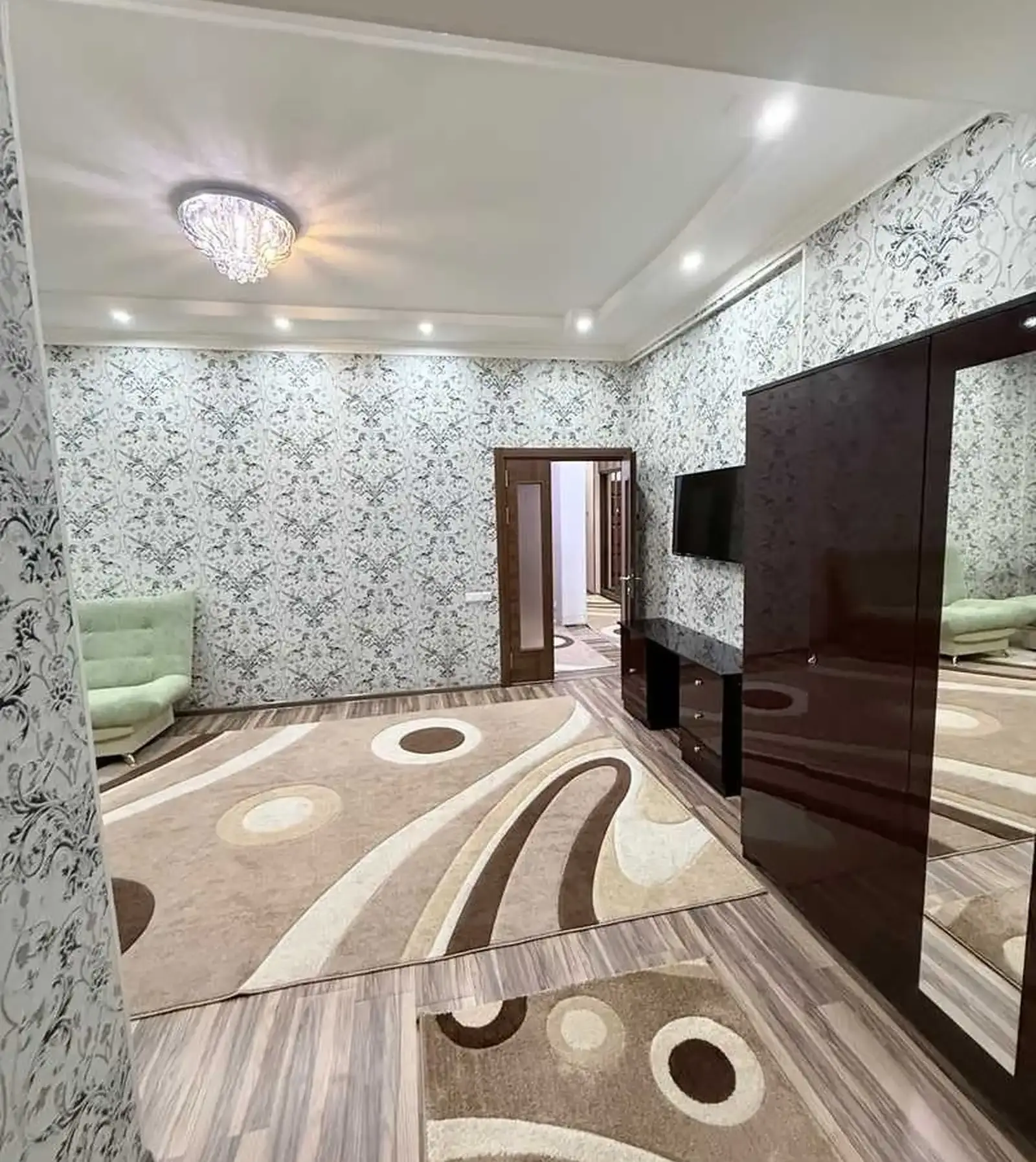 3-комн. квартира, 4 этаж, 90м², Исмоили Сомонӣ, Ашан, Доми Юск (хонаи ман)