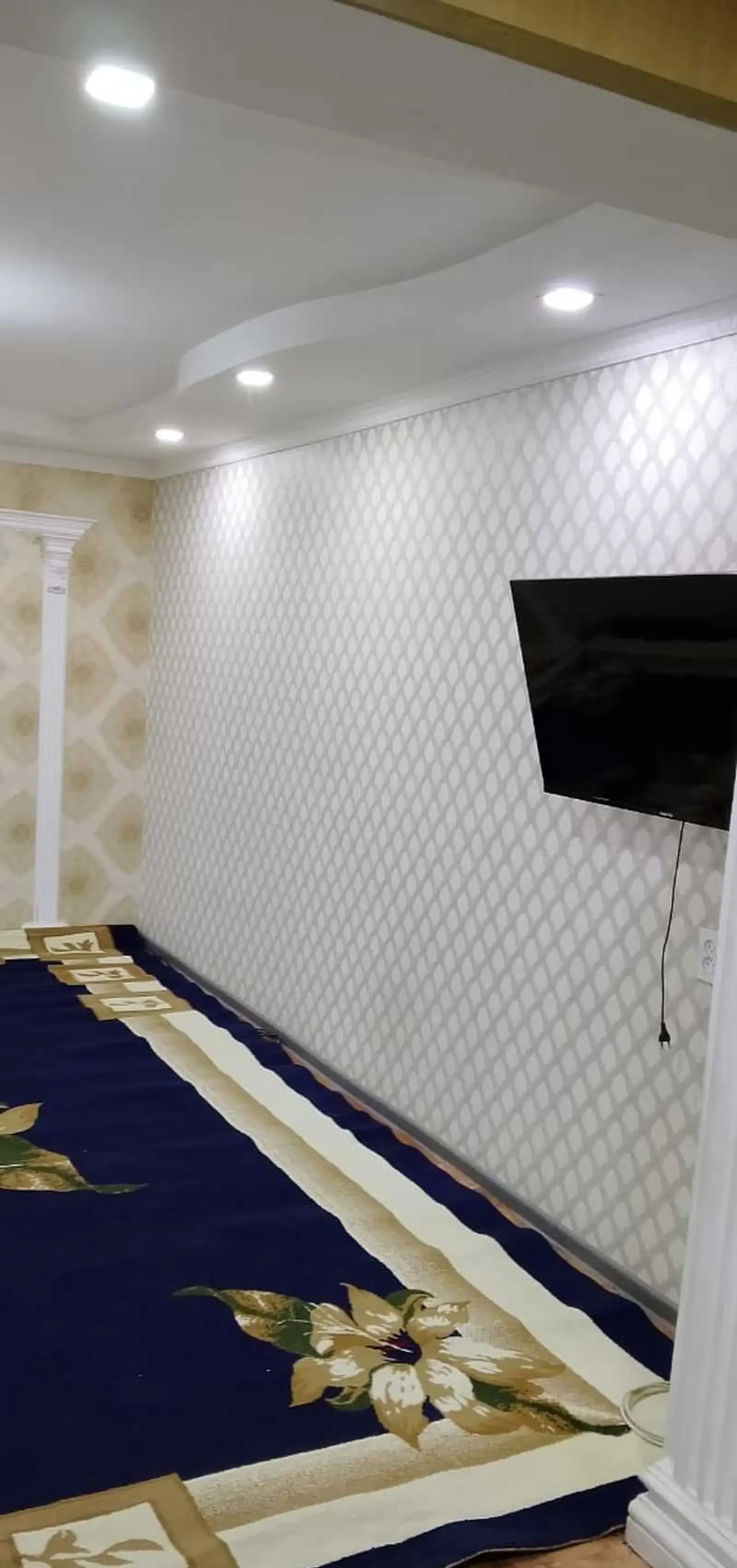 2-комн. квартира, 1 этаж, 65м², Сино