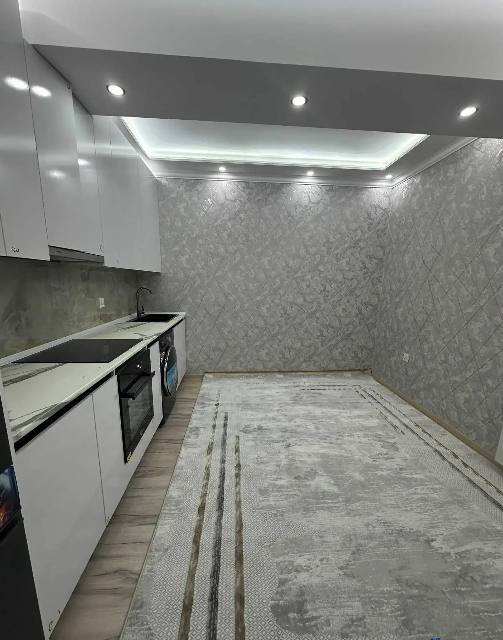 2-комн. квартира, 14 этаж, 76 м², Шохмансур