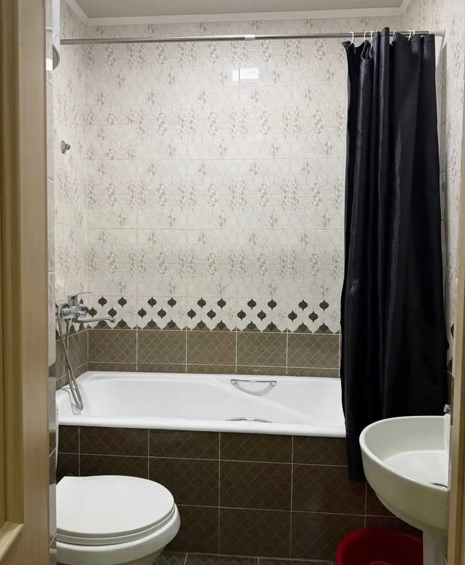 2-комн. квартира, 8 этаж, 70м², Профсоюз