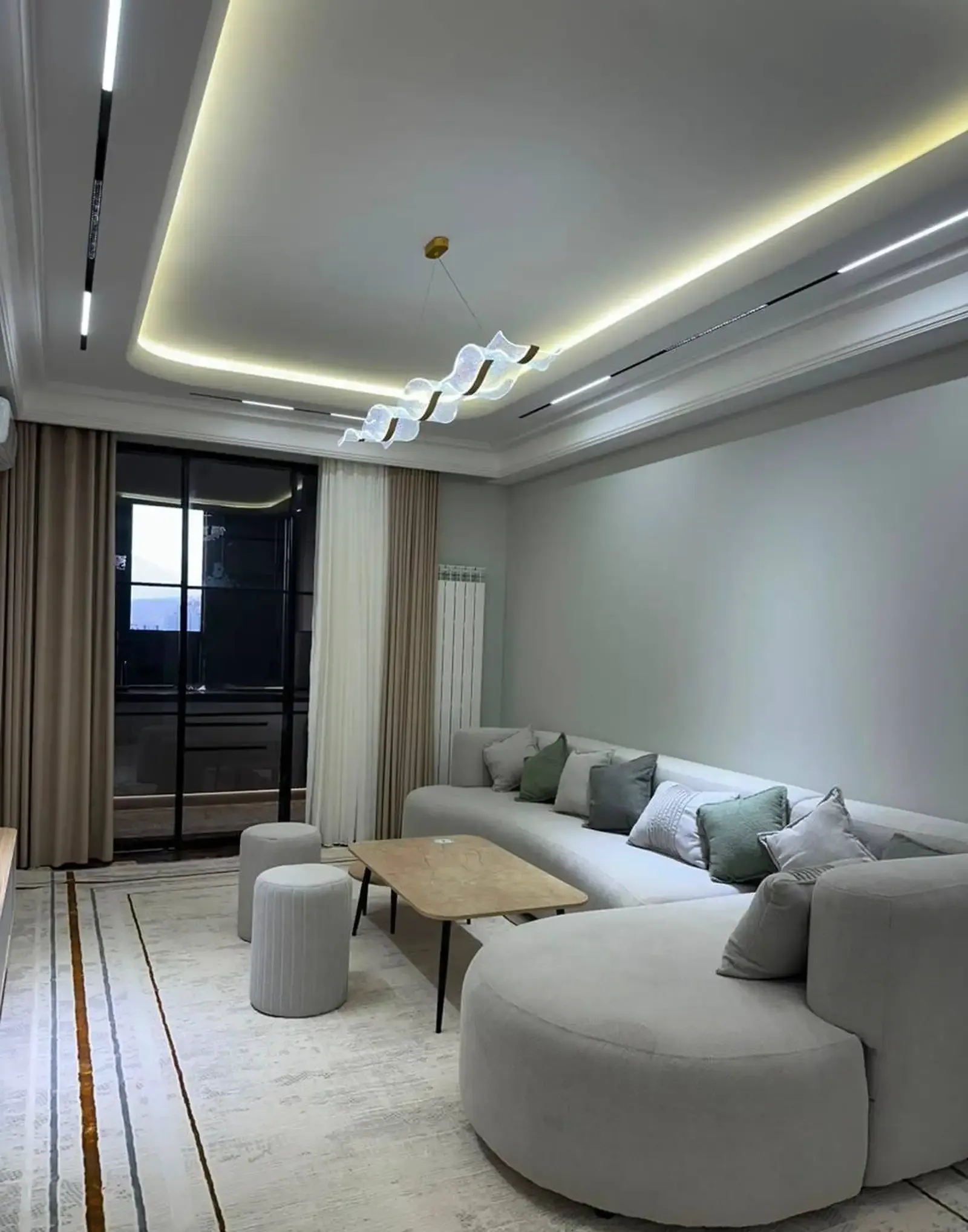 3-комн. квартира, 18 этаж, 81 м², И Сомони