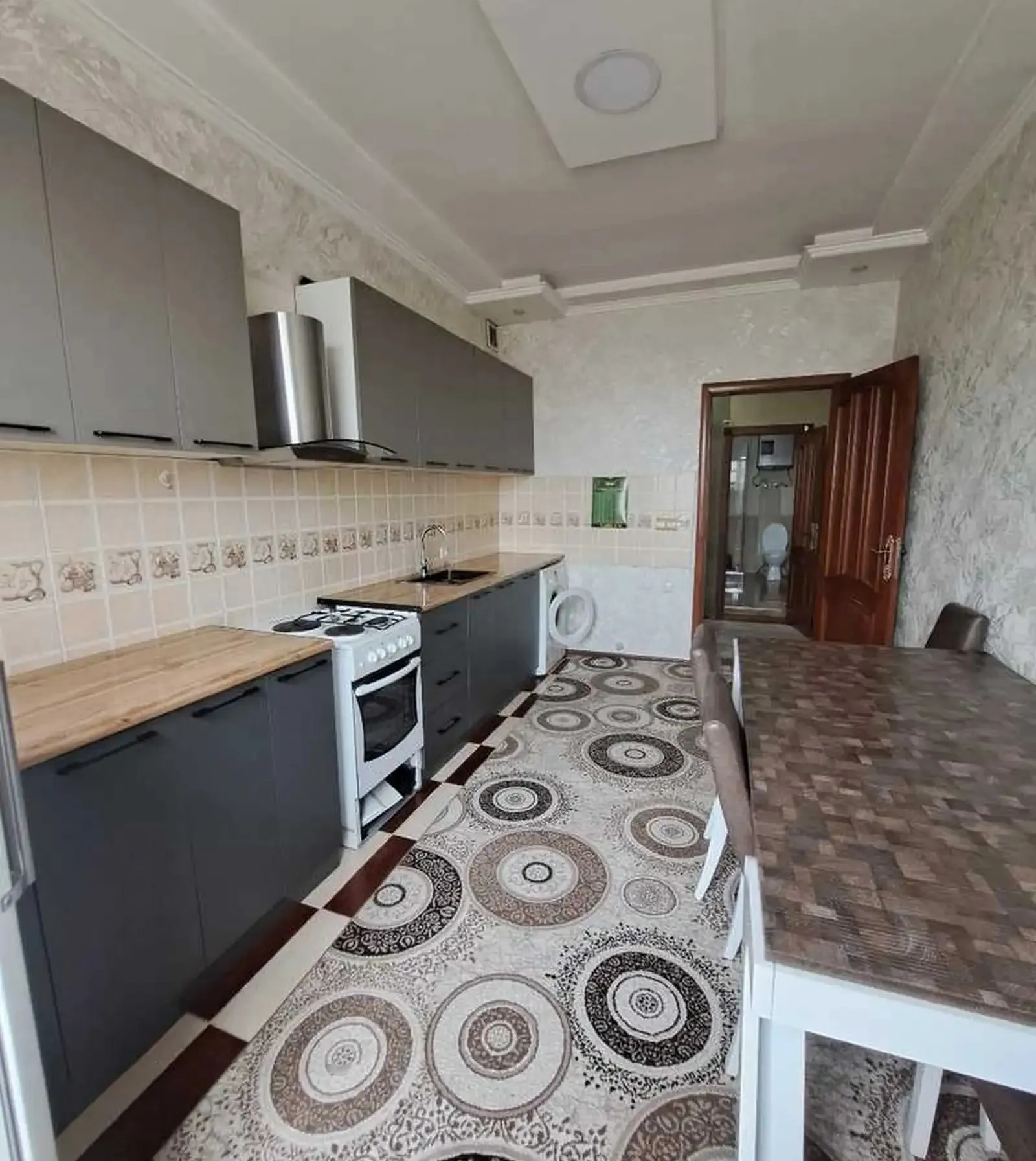 3-комн. квартира, 5 этаж, 112м², Сино