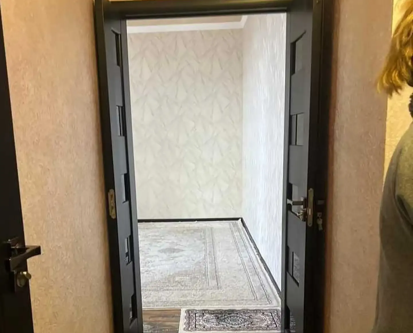 2-комн. квартира, 7 этаж, 60м², 33мкр