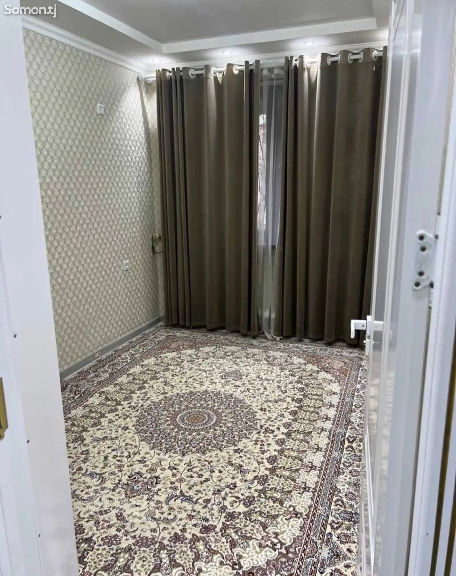 3-комн. квартира, 2 этаж, 74 м², Фирдавси