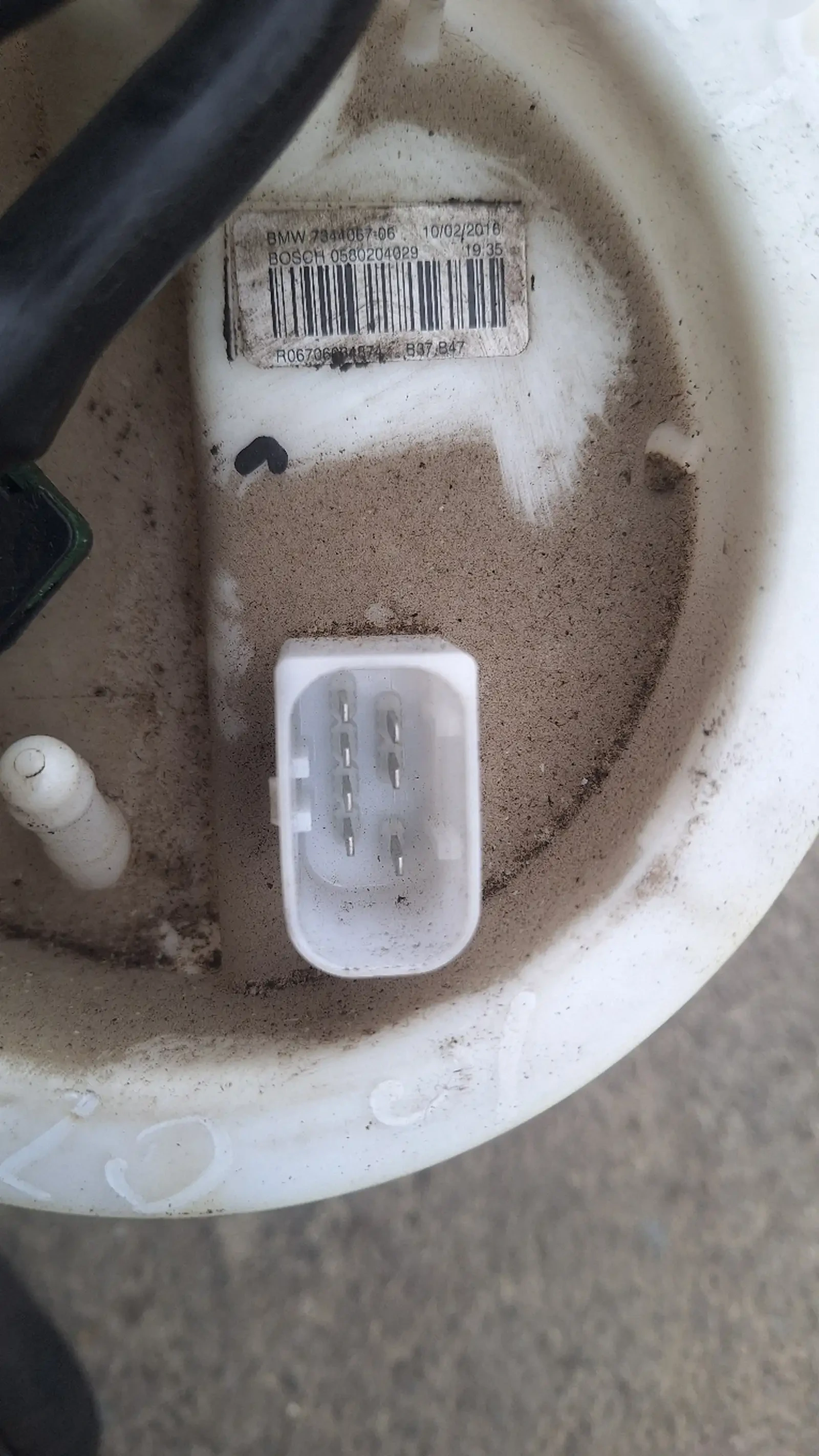 Топливный насос BMW