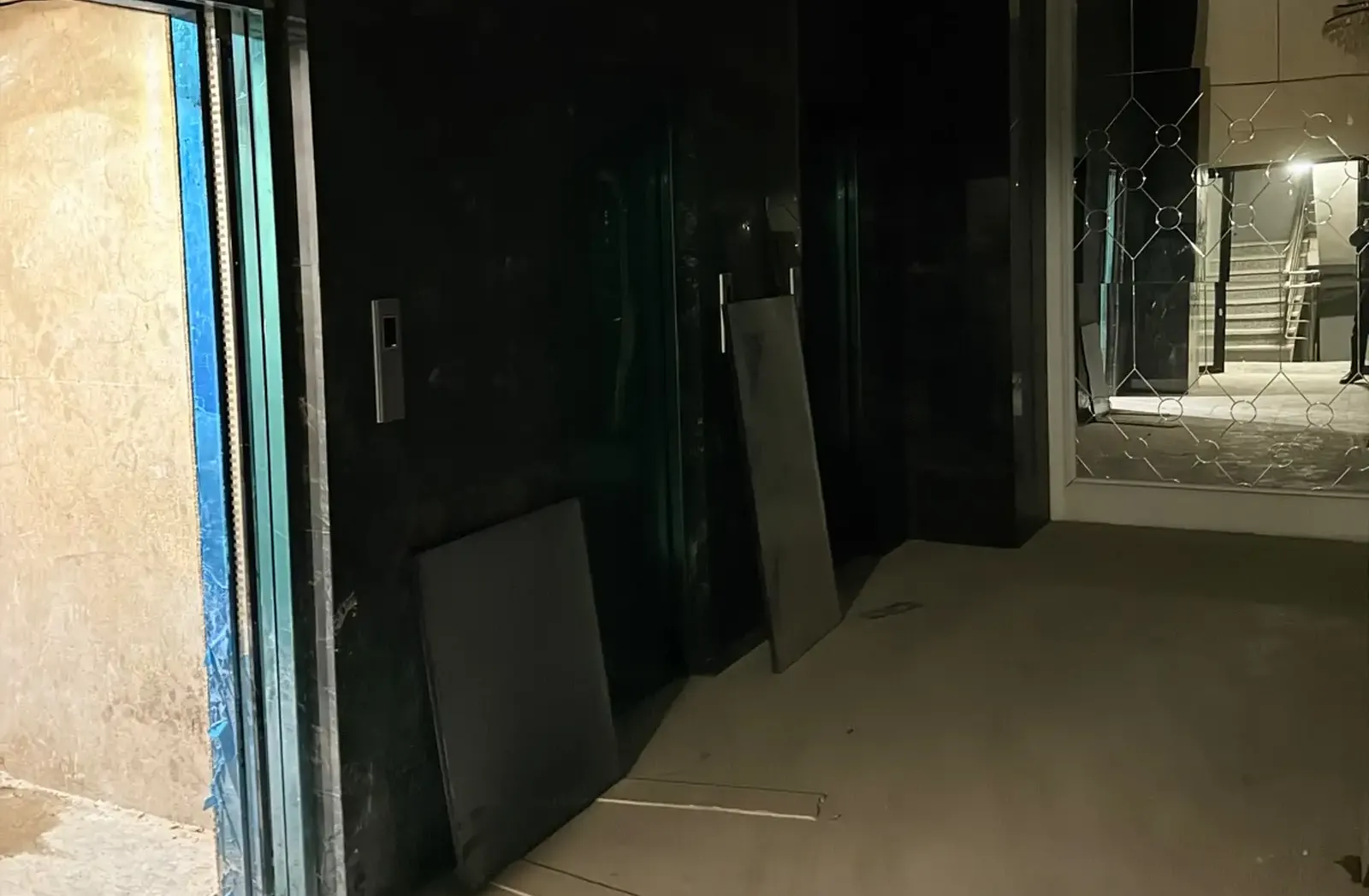 3-комн. квартира, 2 этаж, 108 м², Цирк