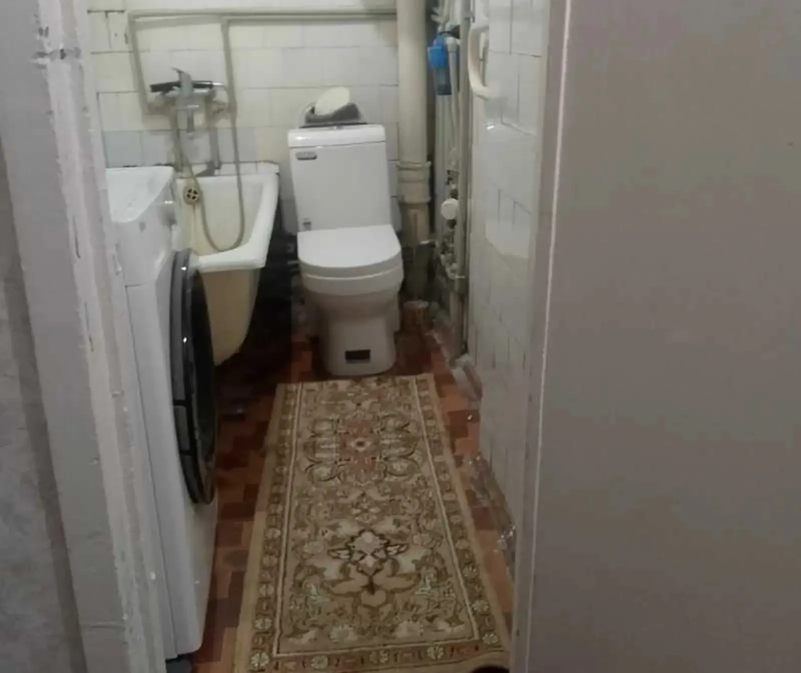 3-комн. квартира, 2 этаж, 60м², Сино