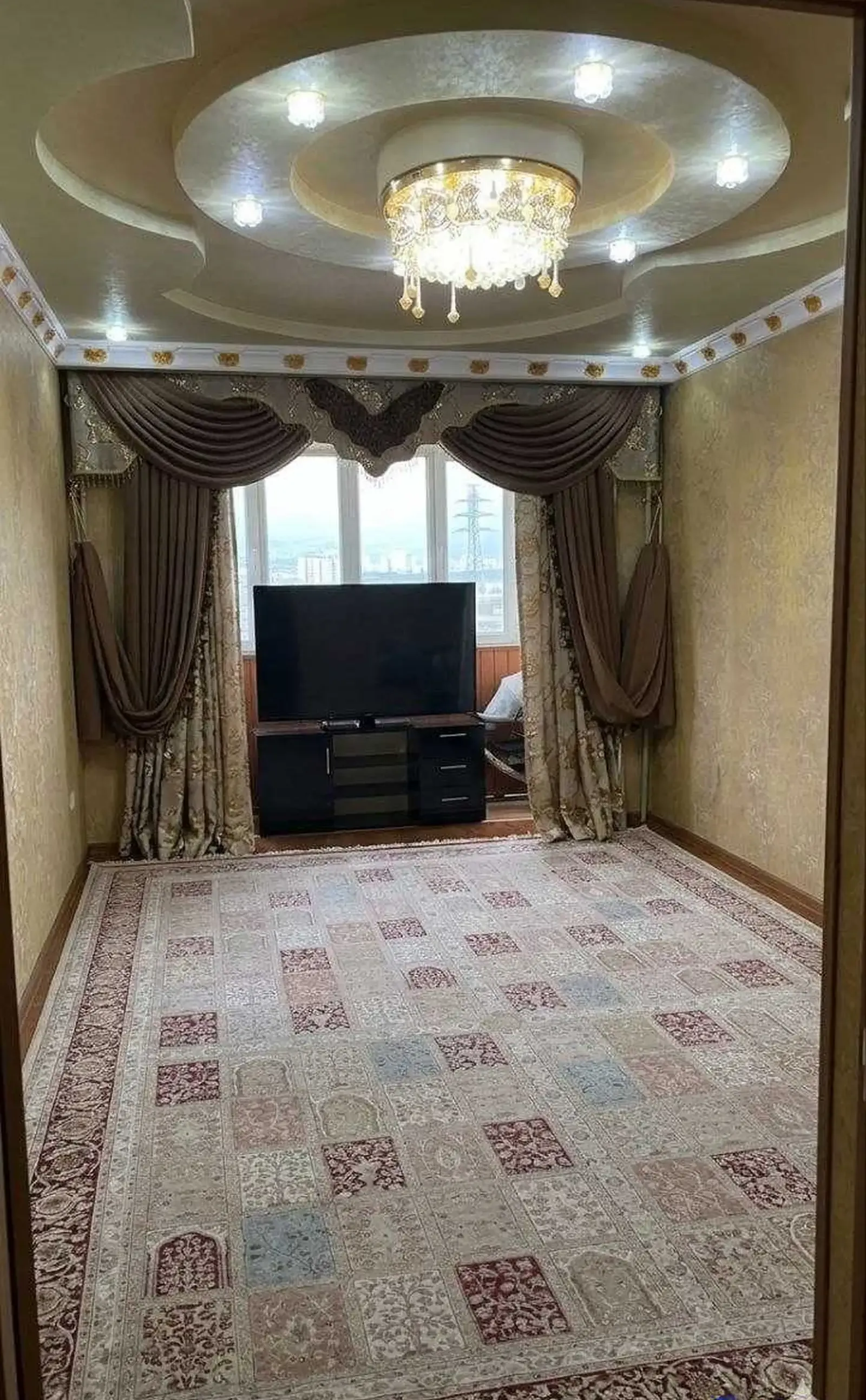 3-комн. квартира, 8 этаж, 60 м², Фирдавси