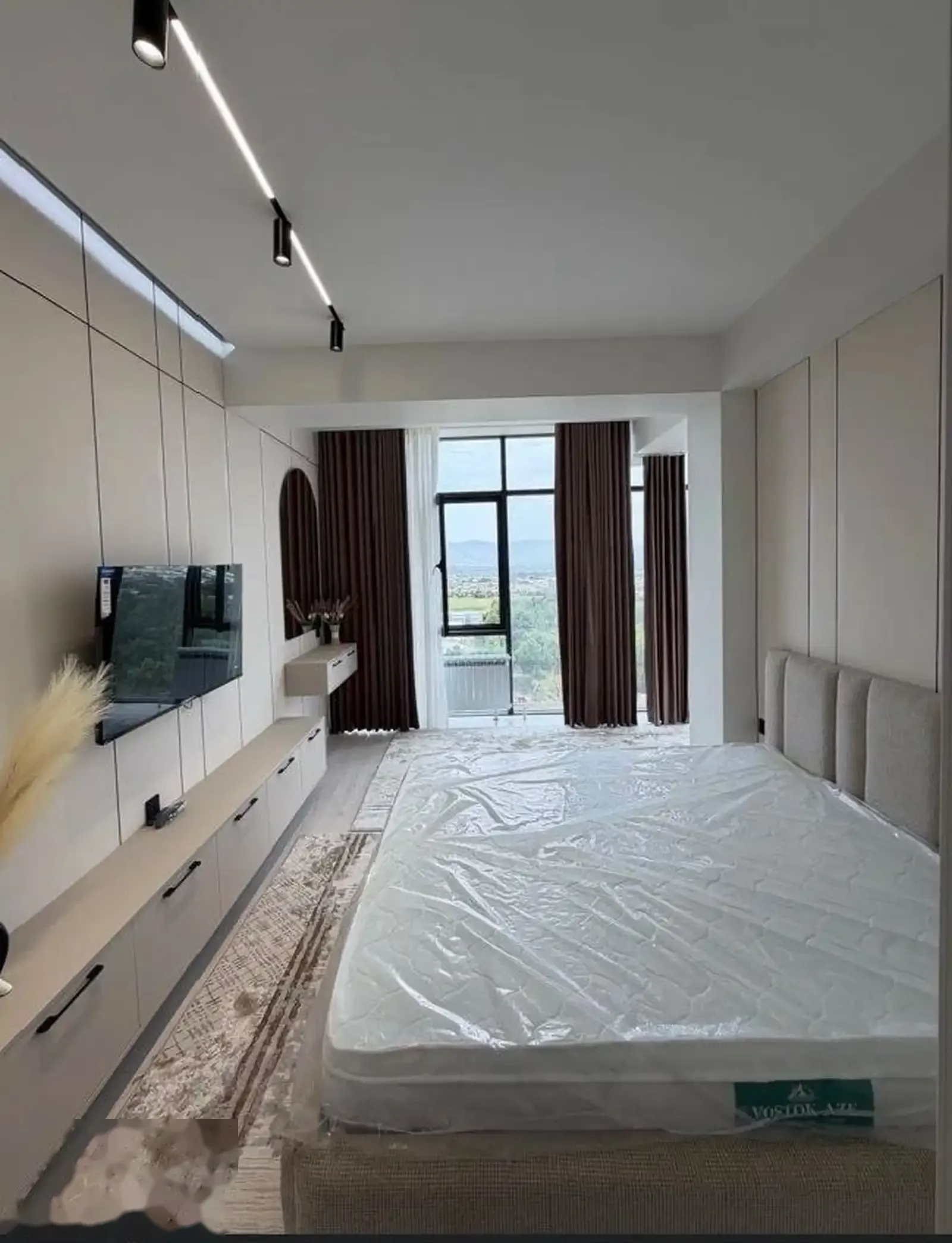 3-комн. квартира, 14 этаж, 120 м², Шохмансур