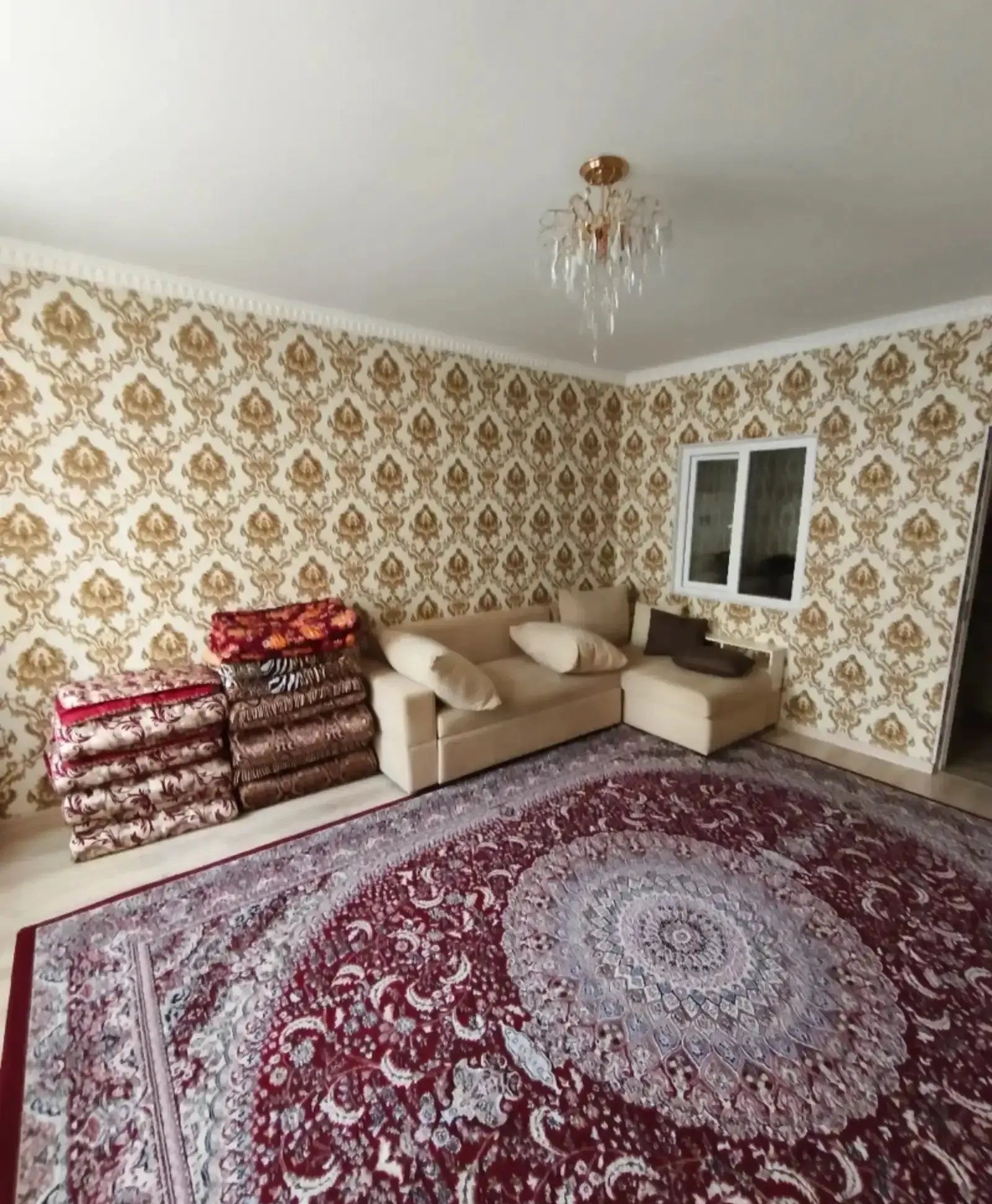 2-комн. квартира, 5 этаж, 60м², 92 мкр, Волна