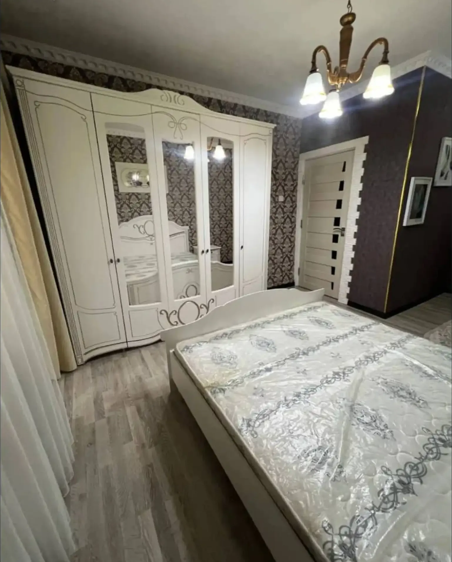 2-комн. квартира, 4 этаж, 60м², Сино 92мкр