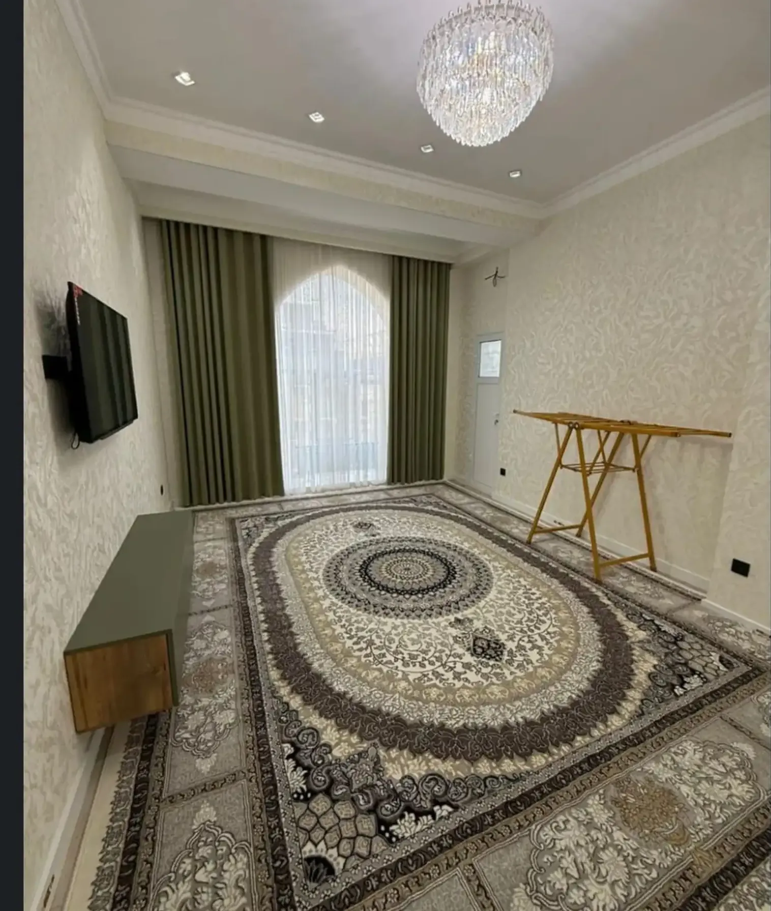 2-комн. квартира, 15 этаж, 80м², Сомони