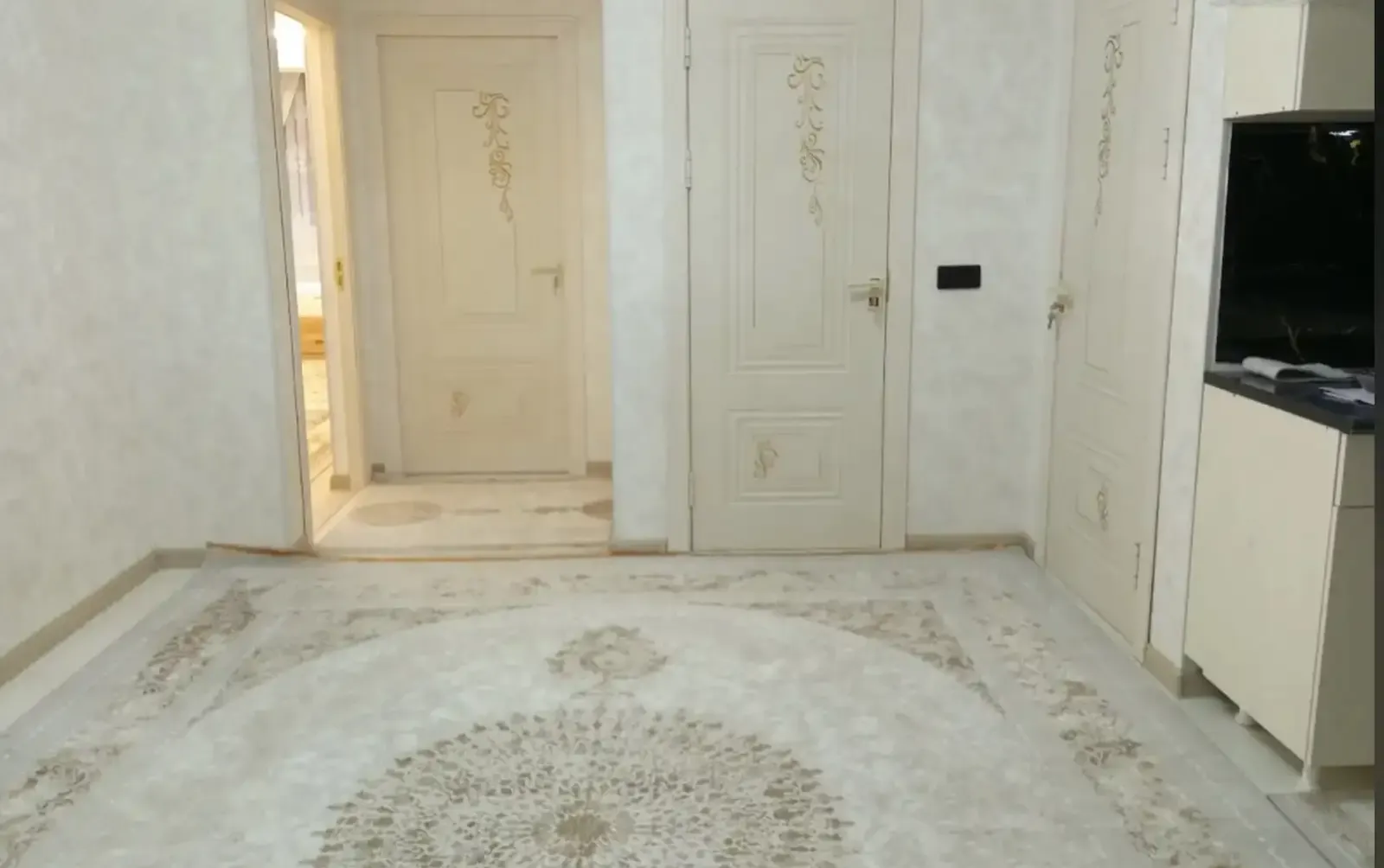 2-комн. квартира, 12 этаж, 65м², сино