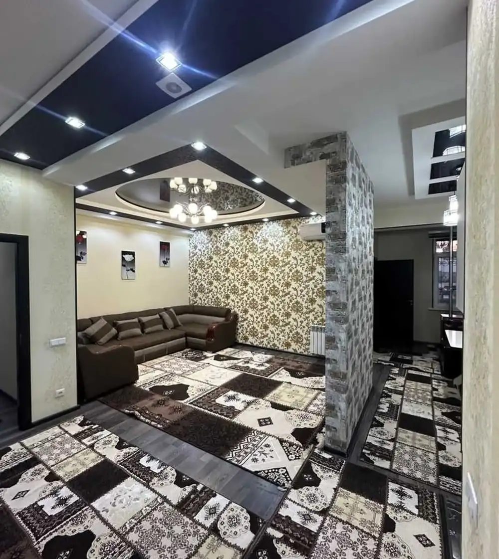 2-комн. квартира, 7 этаж, 90м², Садбарг, пушти точик Кристалл
