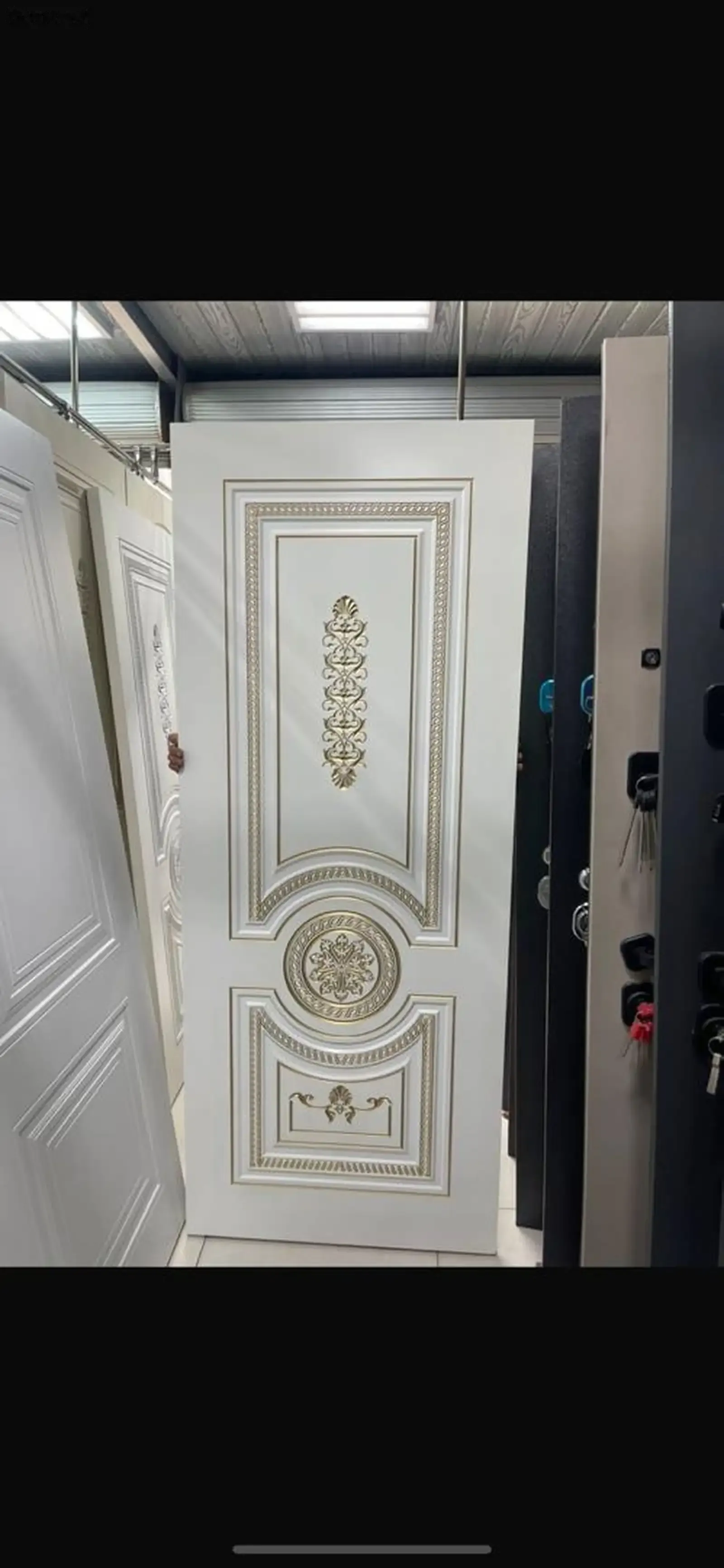 Дверь