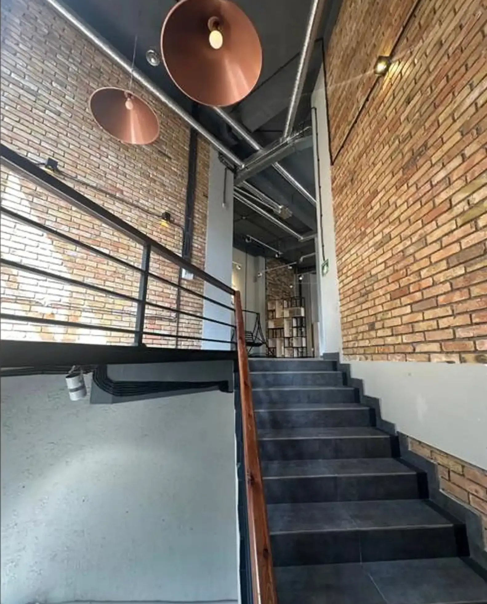 Помещение под офис, 650м², И.Сомони