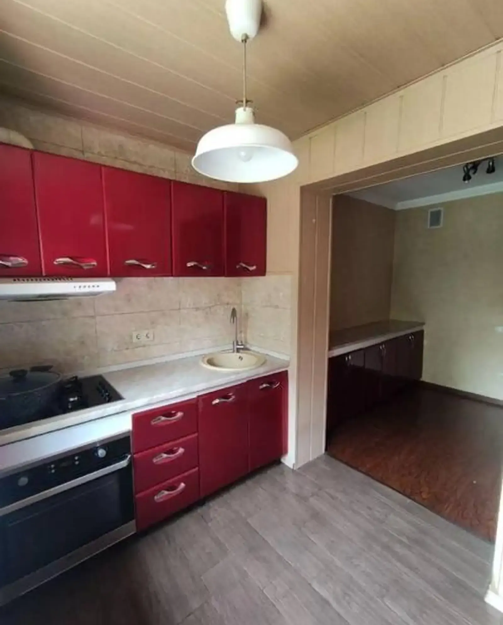 2-комн. квартира, 2 этаж, 60м², Сино